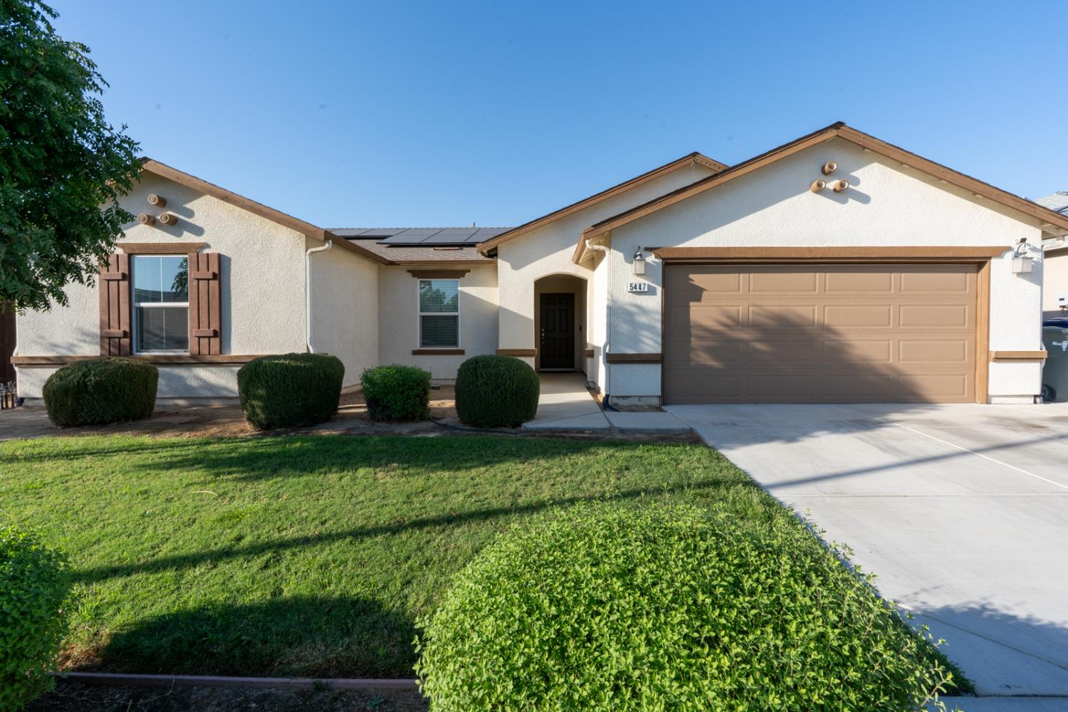 5447 E Burns Ave, Fresno, CA 93727