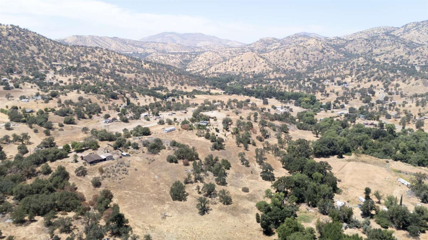 37127 Ripple Ln, Yokuts Valley, CA 93675