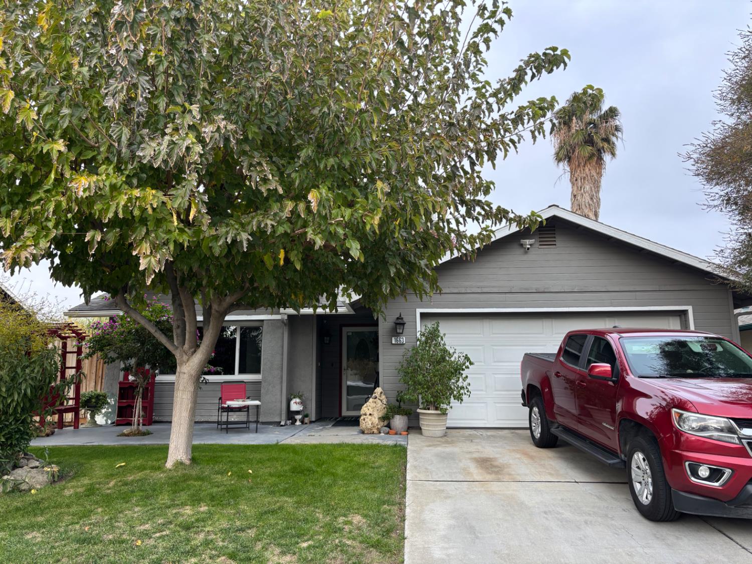 1663 Saltbrush Ave, Coalinga, CA 93210