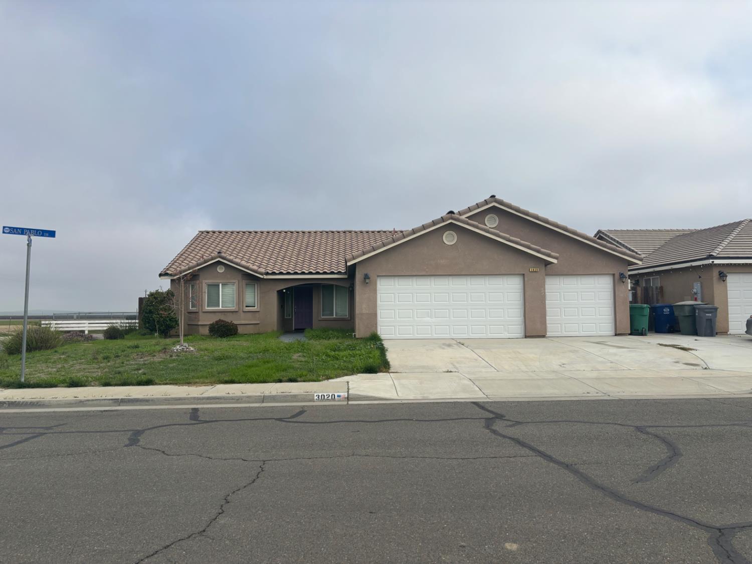 3020 San Pablo Dr, Coalinga, CA 93210