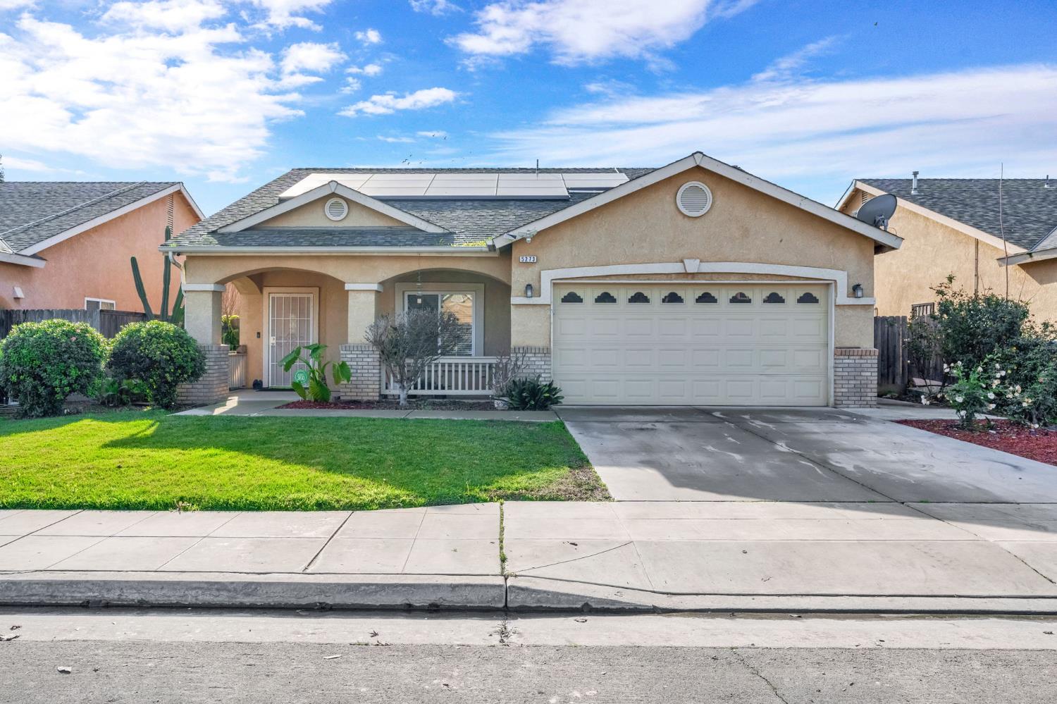 5273 W Norwich Ave, Fresno, CA 93722