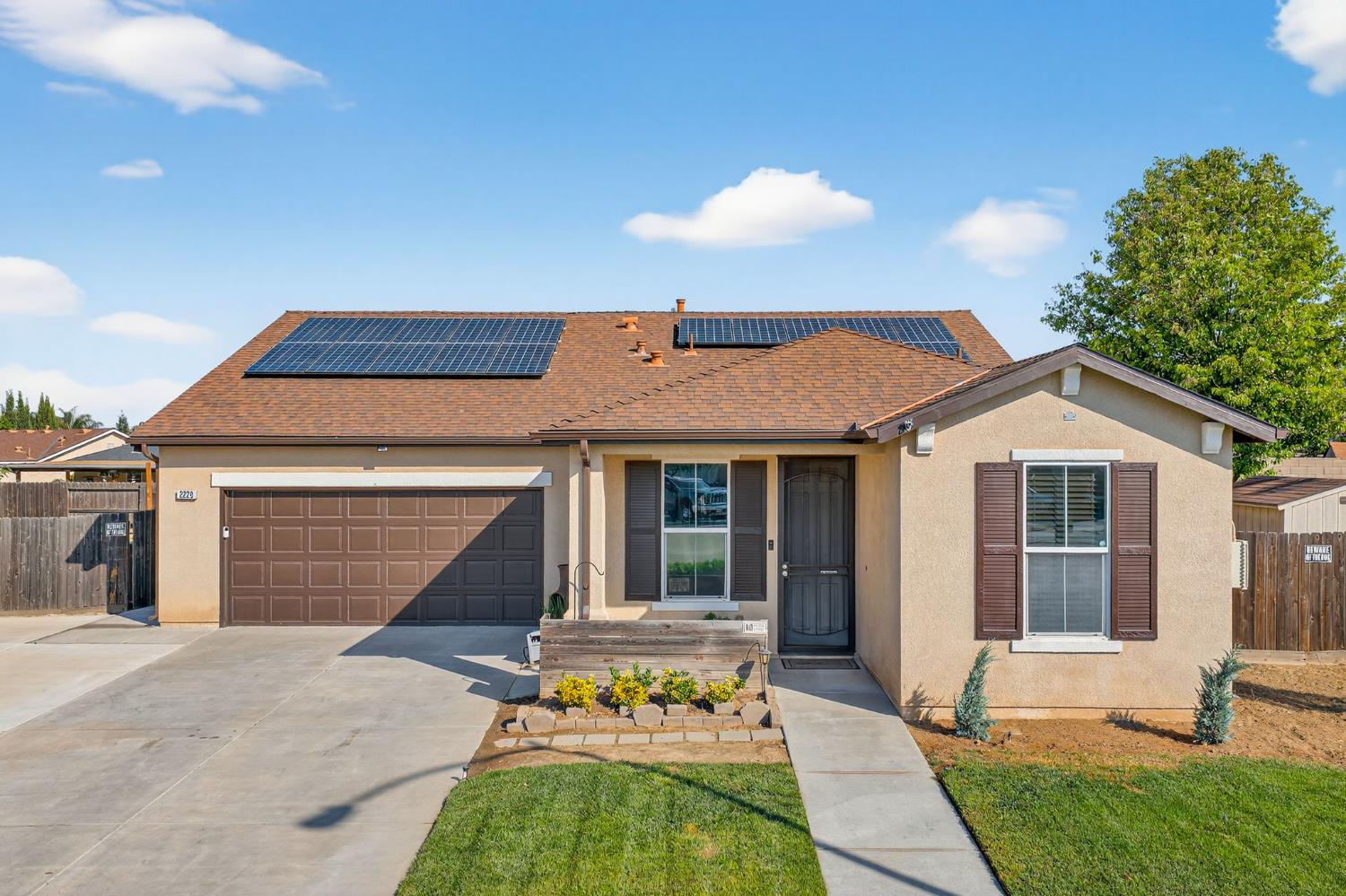 2228 S Rachel Ave, Fresno, CA 93727