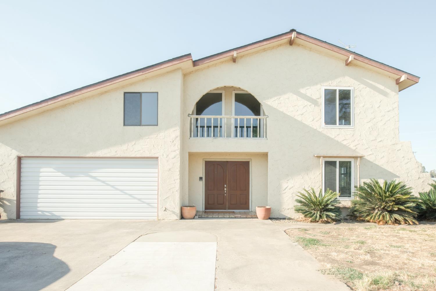 9569 E Olive Avenue<br>Sanger, CA 93657-9413