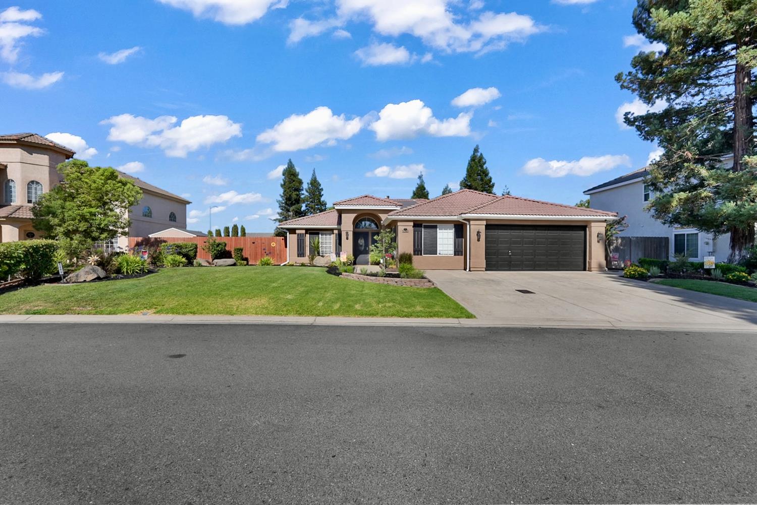 5090 Congressional St, Chowchilla, CA 93610