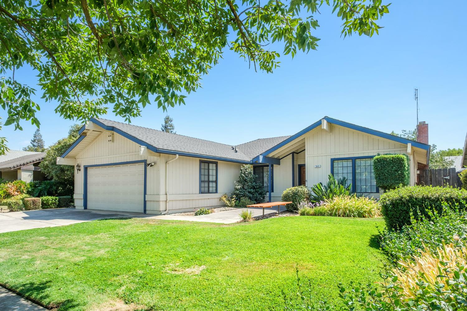 341 E Niles Ave, Fresno, CA 93720