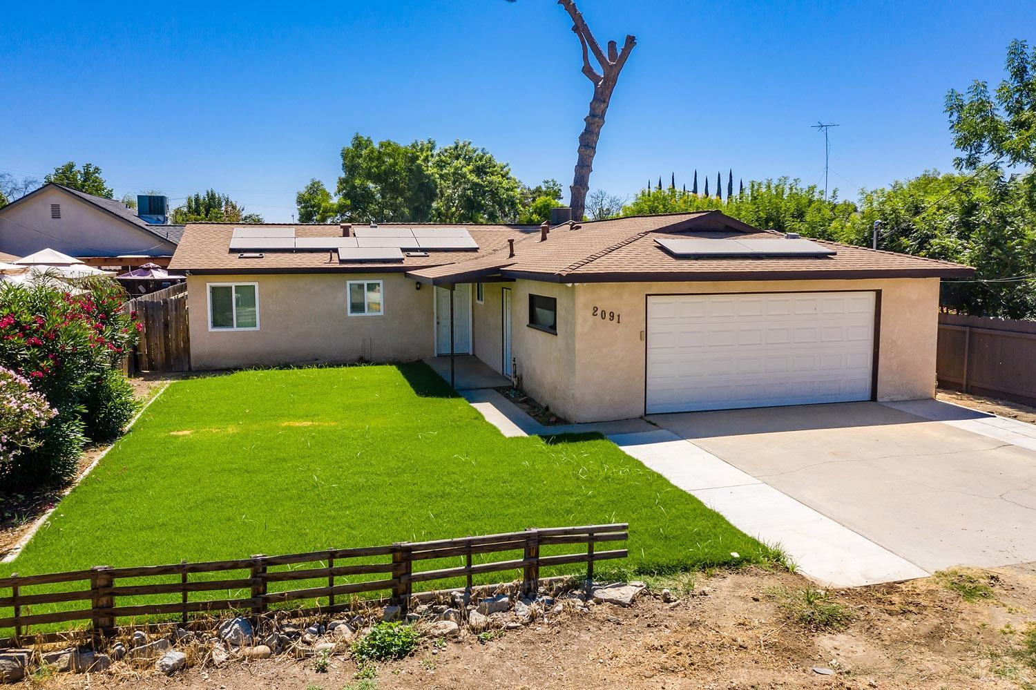 London Properties Hanford Real Estate 2091 Leoni Dr