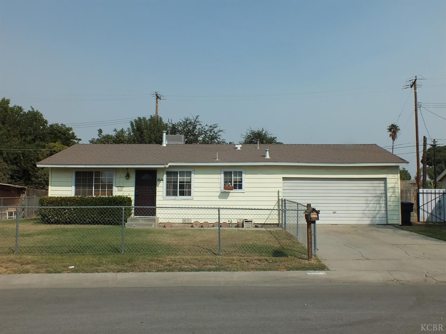 London Properties Visalia Real Estate 1614 W Modoc Dr