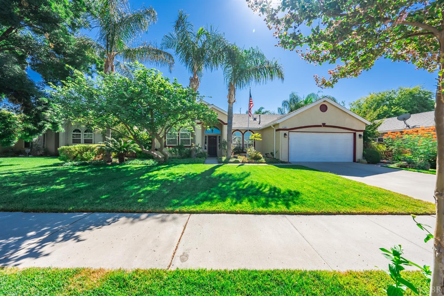 970 Evergreen Ave, Lemoore, CA 93245