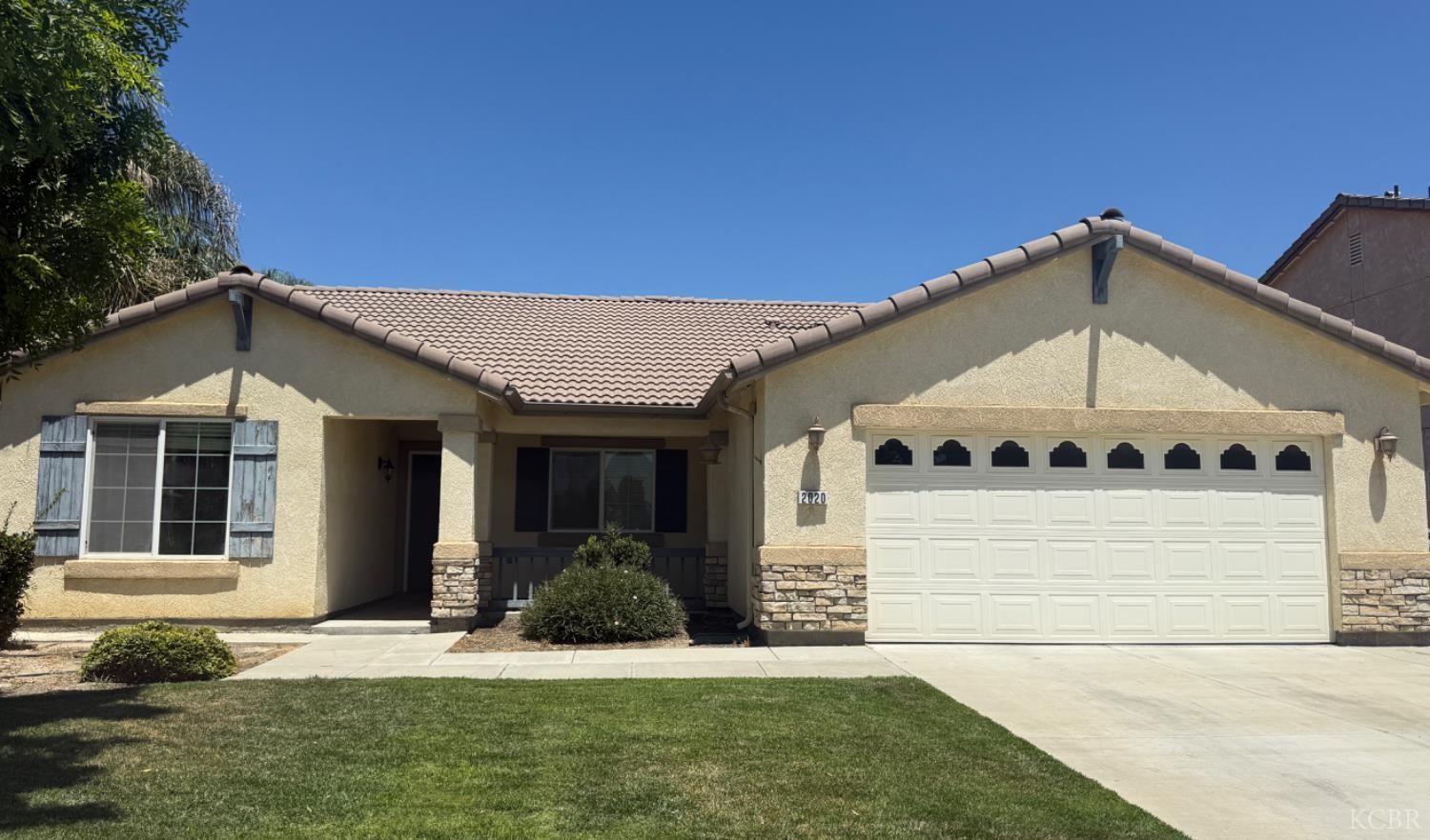 2020 W Bristol, Hanford, CA 93230