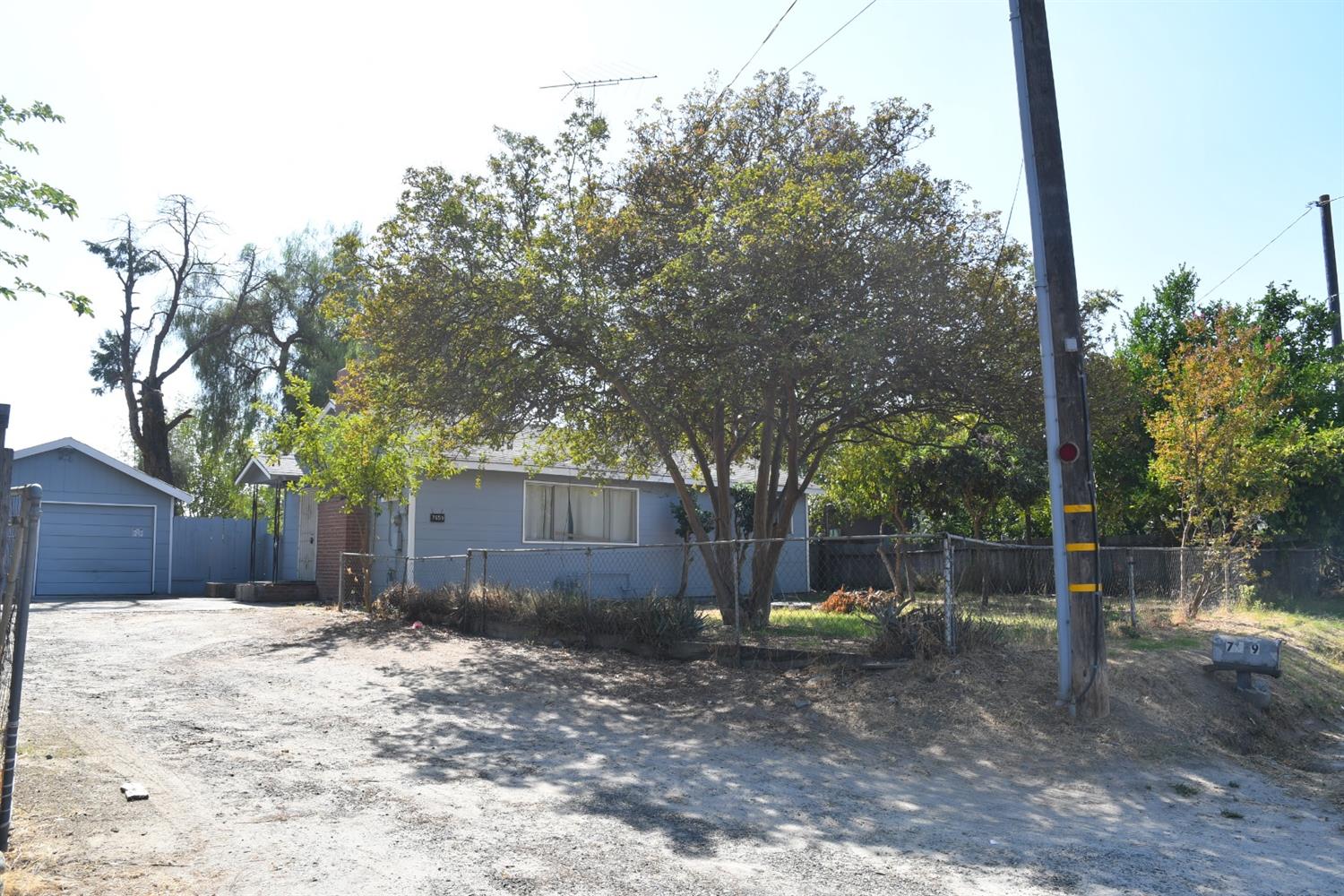 London Properties Winton Real Estate 7659 Walnut Ave