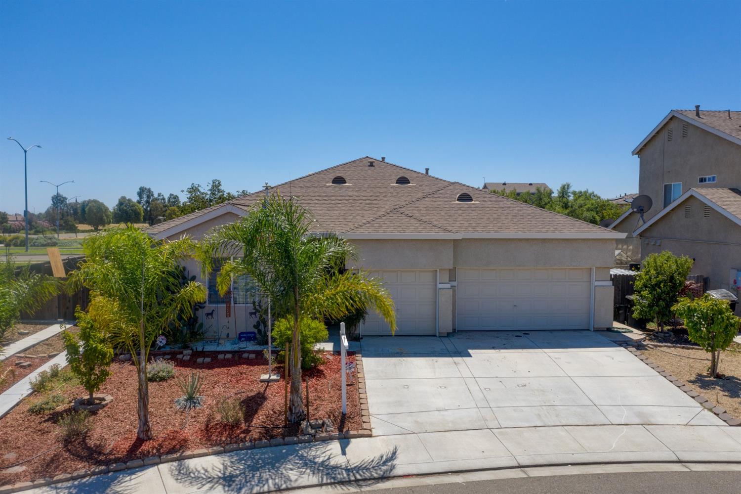 London Properties Gustine Real Estate 29401 Sonora Dr