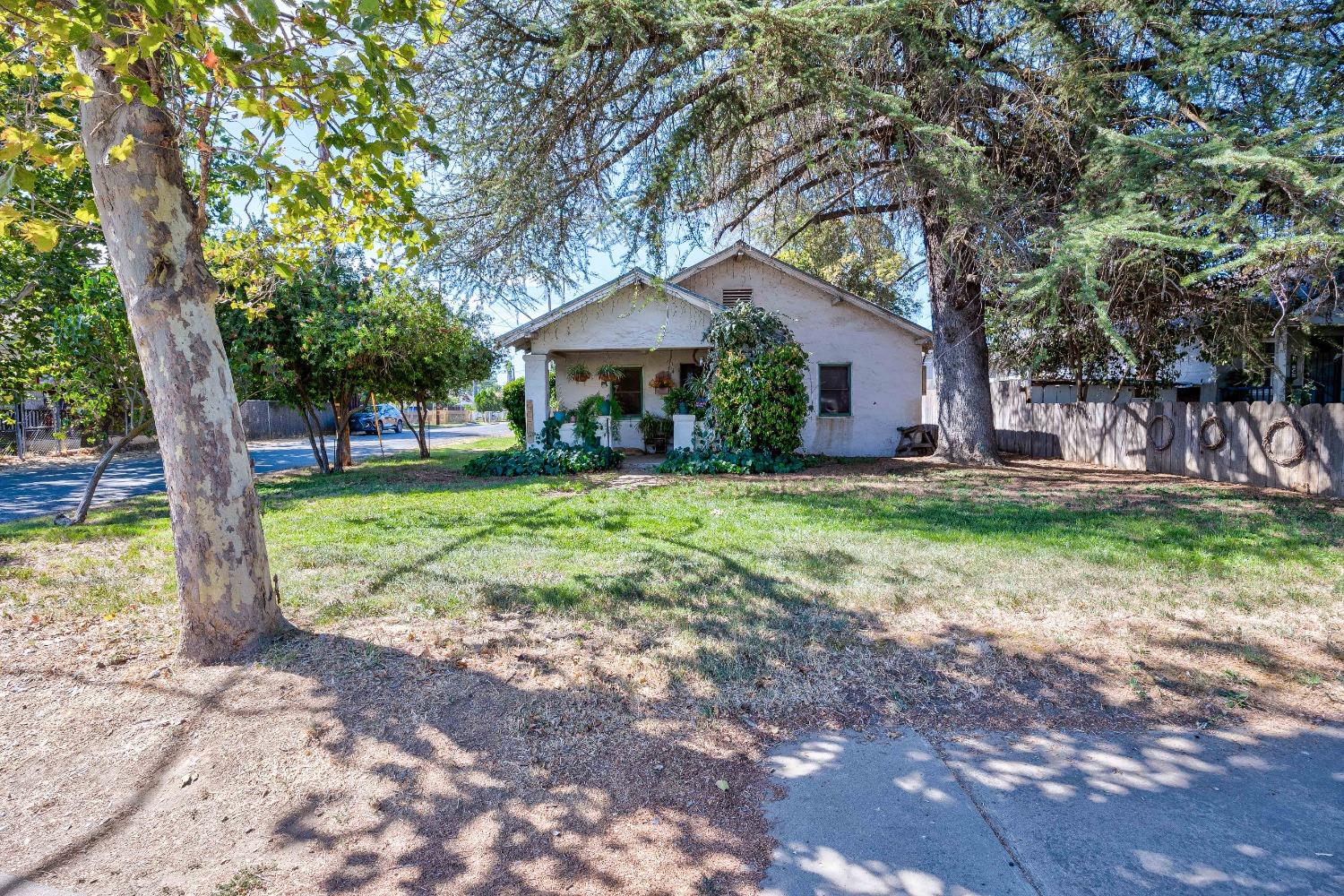 4041 Cook St, Le Grand, CA 95333