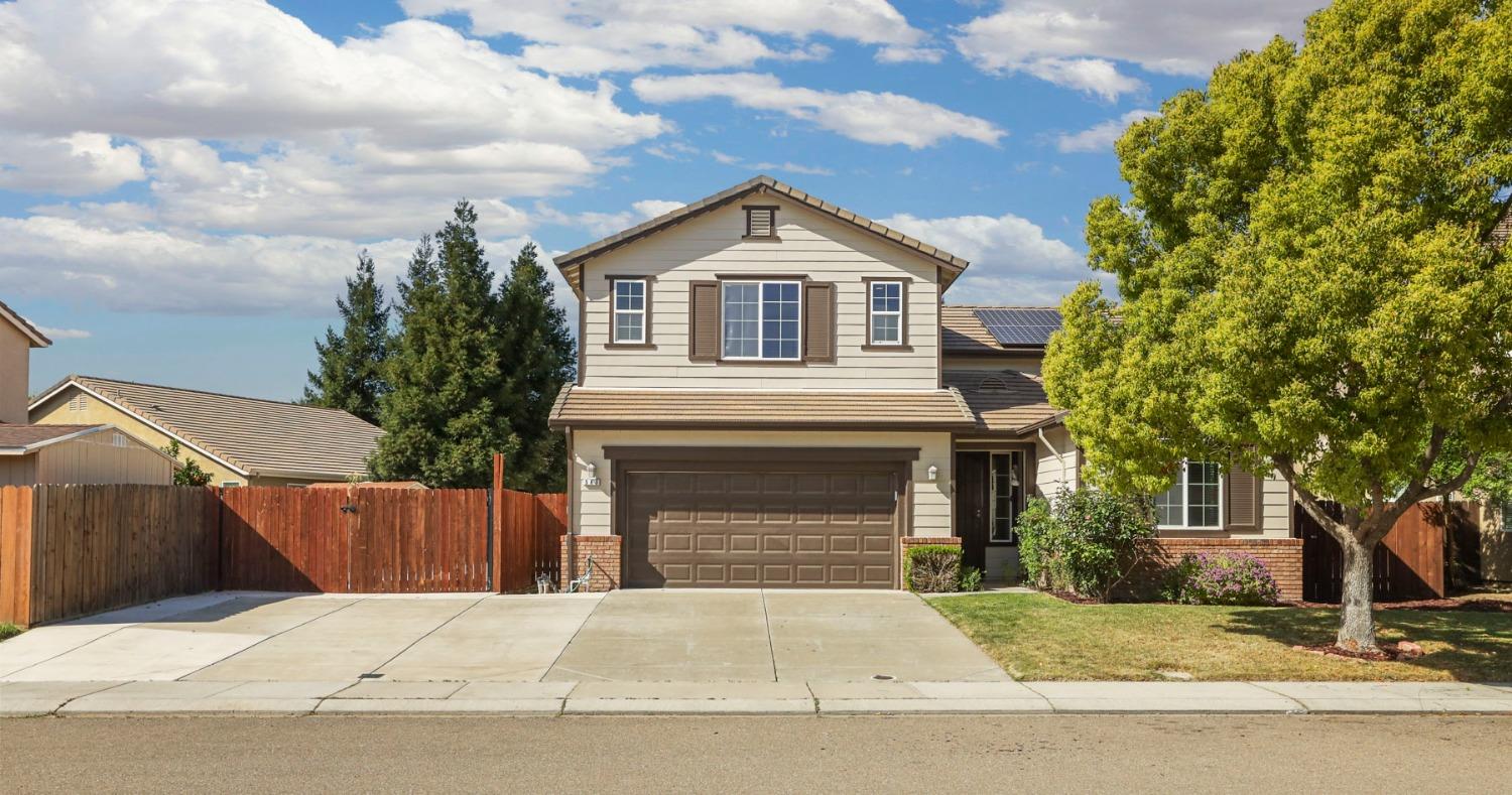 563 Monte Oro St, Manteca, CA 95337