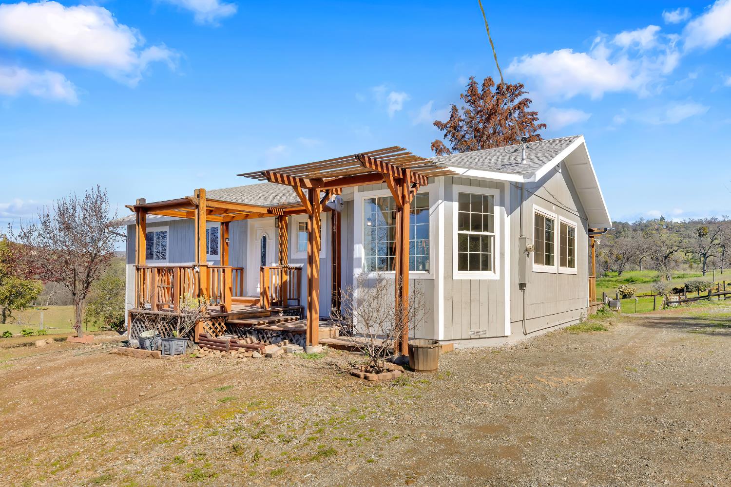 3799 Abeto, La Grange, CA 95329