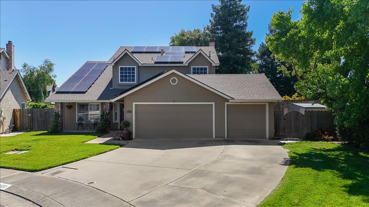 1527 Glenwood Ct, Escalon, CA 95320