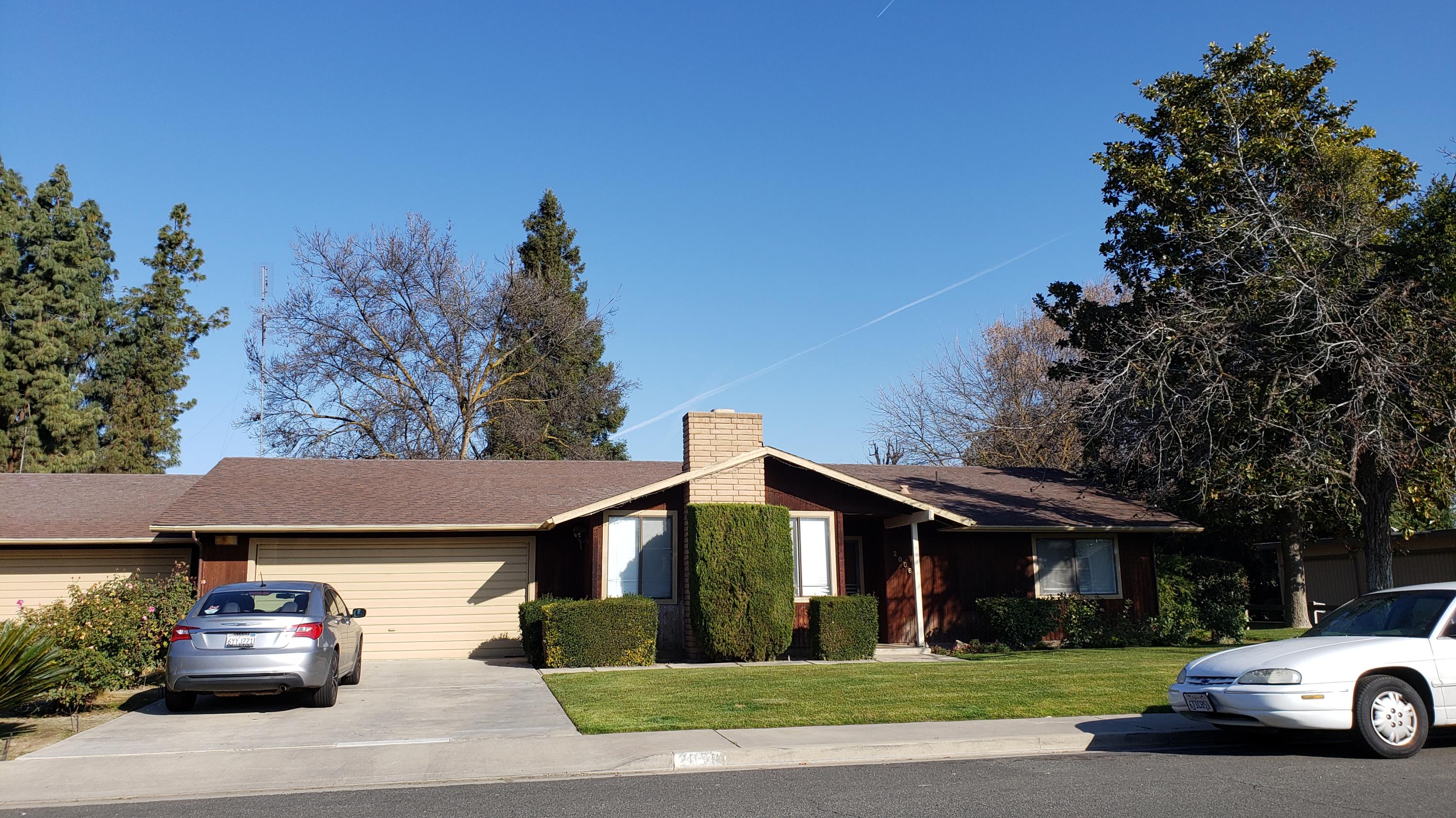 London Properties Visalia Real Estate 2006 E Vassar Ave