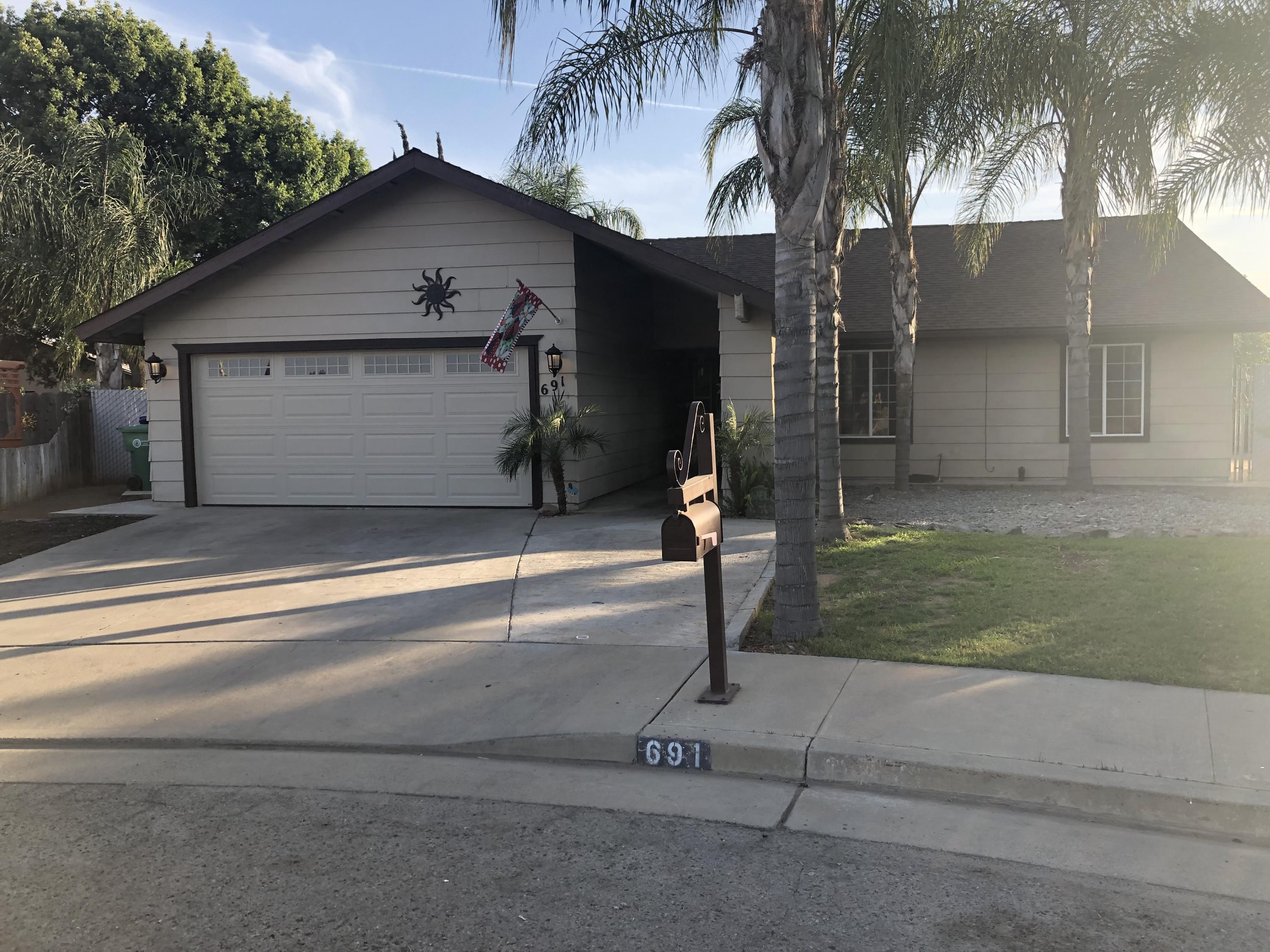 London Properties Porterville Real Estate 691 W Gerry Cir