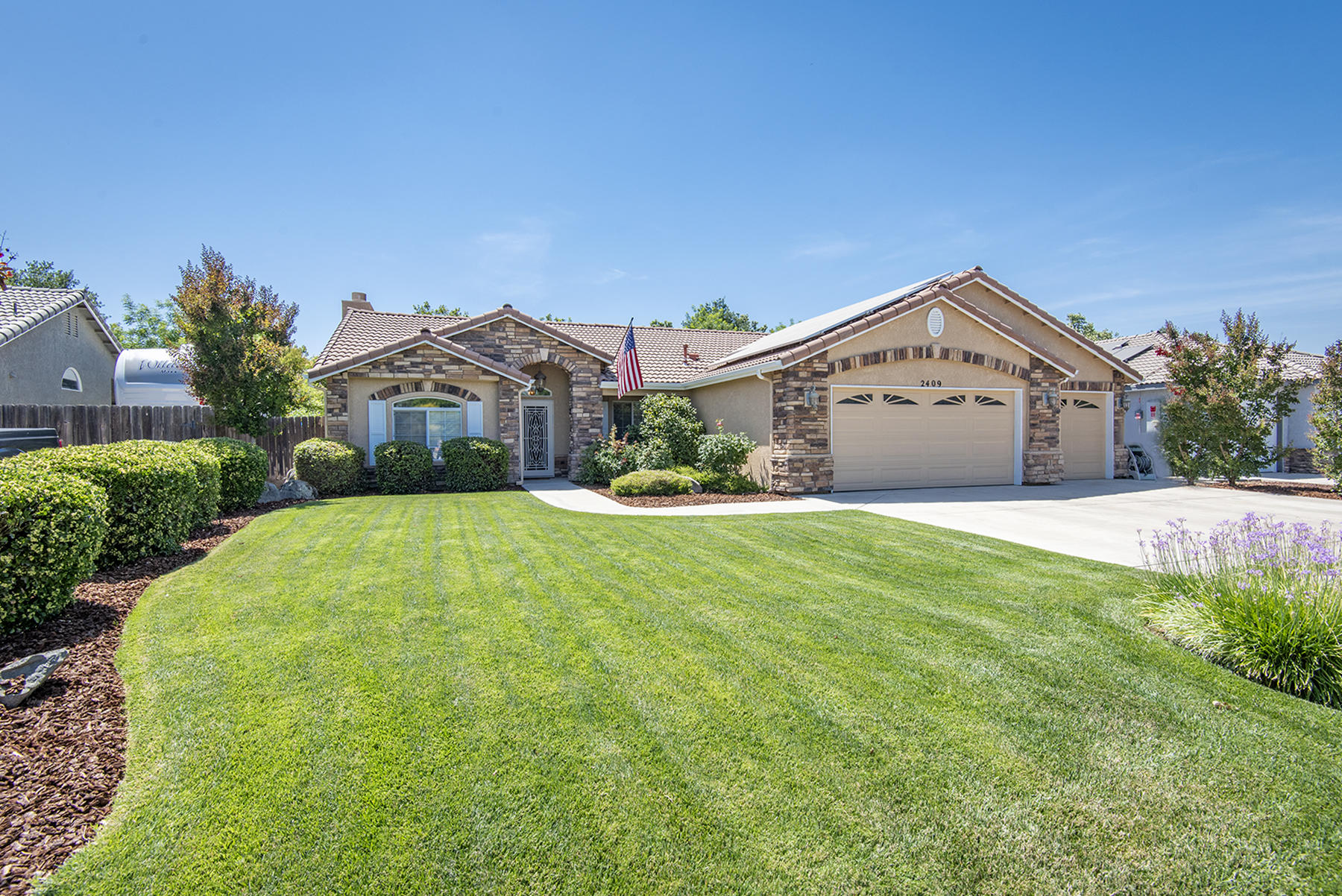 London Properties Visalia Real Estate 2409 N Linda Vista St