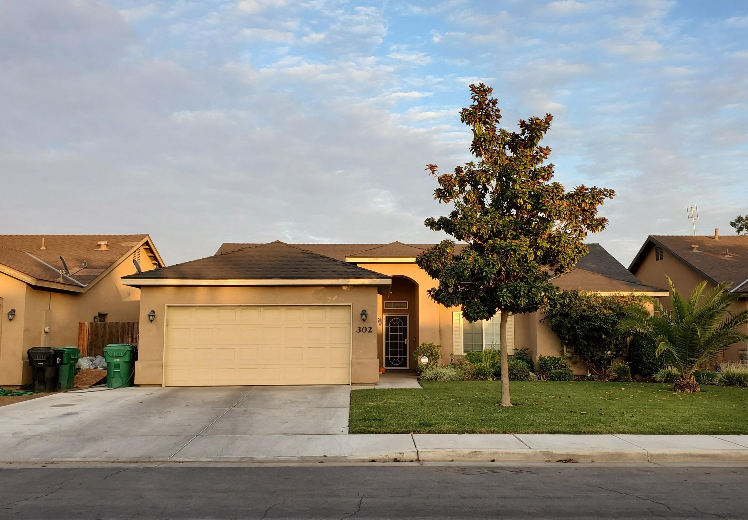 London Properties Porterville Real Estate 302 N Belmont St