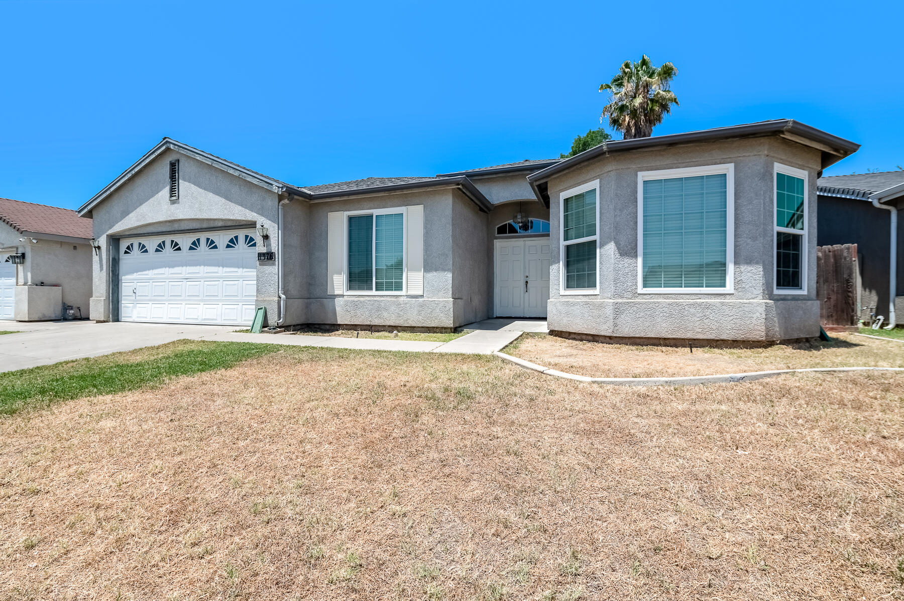1376 Olympia Ave, Tulare, CA 93274