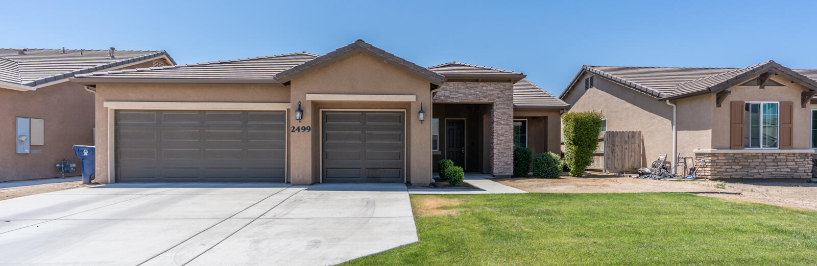 2499 Isleworth Ave, Tulare, CA 93274