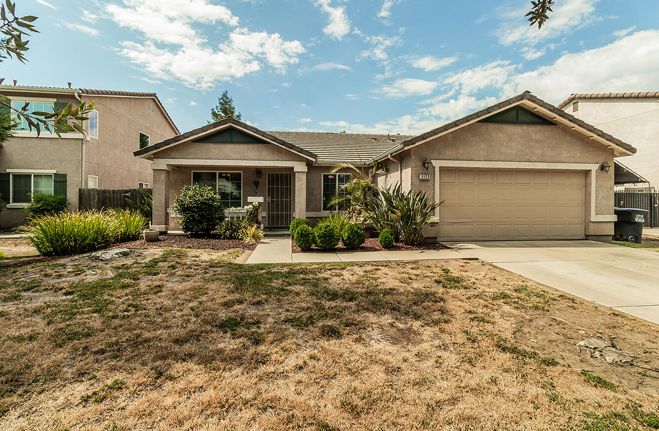 3133 W Prescott Ave, Visalia, CA 93291