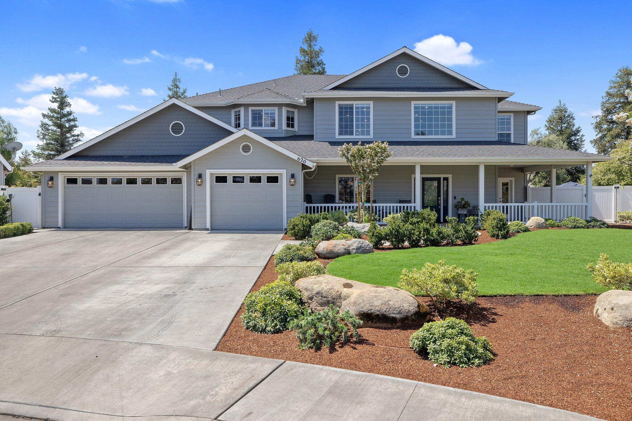 620 Pheasant Ct, Exeter, CA 93221