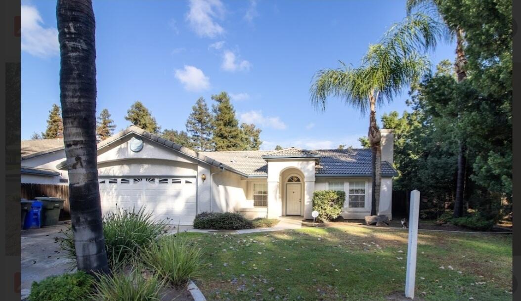 2540 W Porter Creek Ave, Porterville, CA 93257