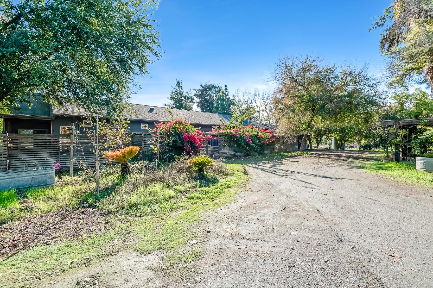 31361 Palm Dr, Exeter, CA 93221