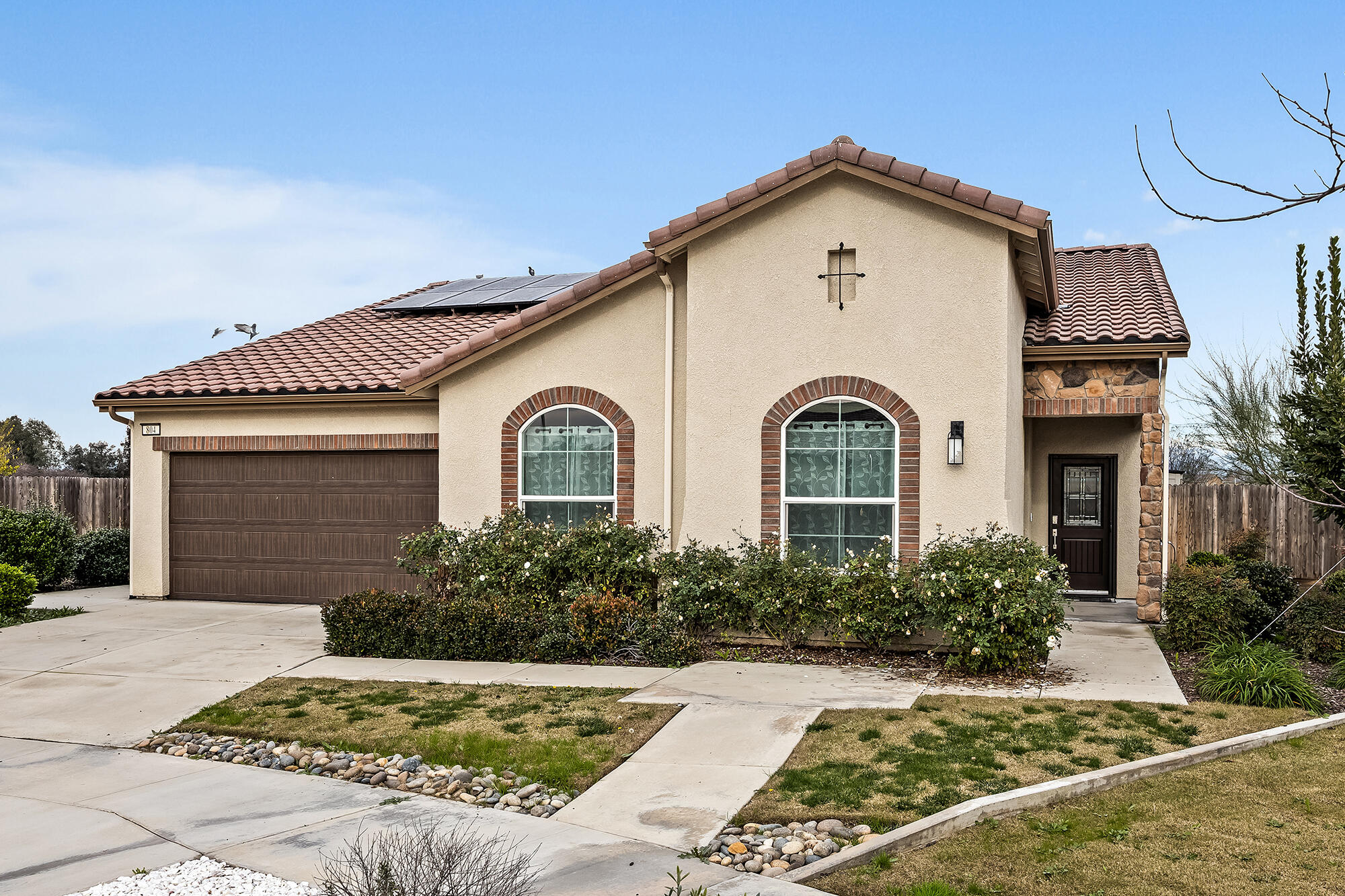 804 S Simon St, Visalia, CA 93292