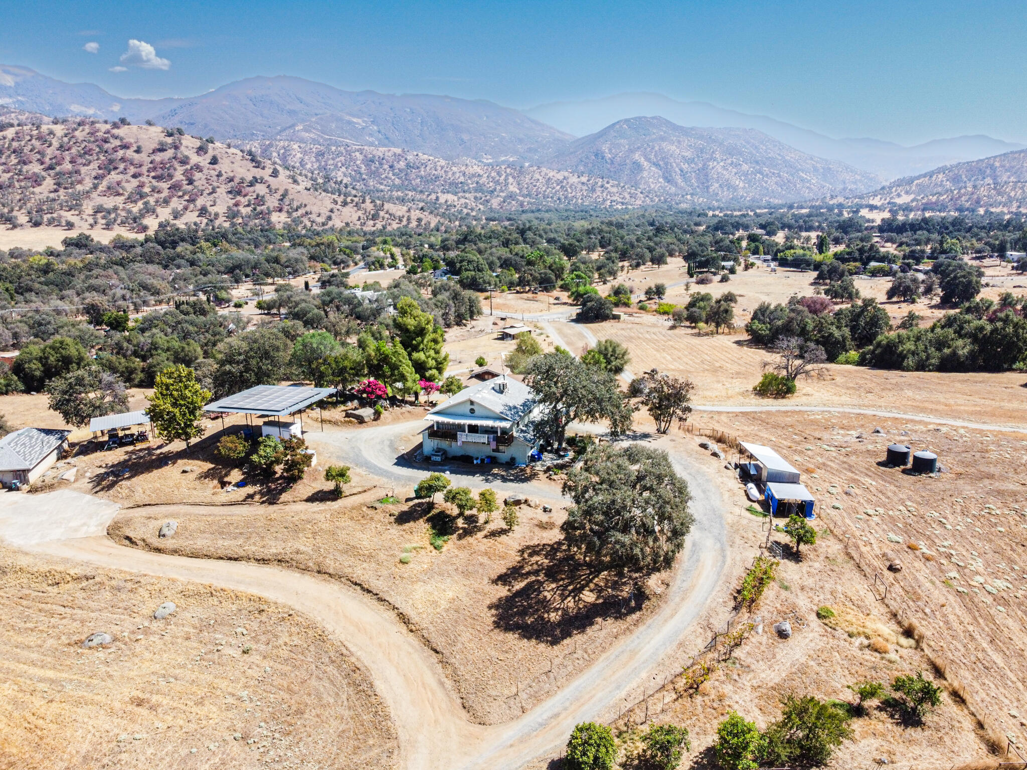 40708 Balch Park Rd, Springville, CA 93265