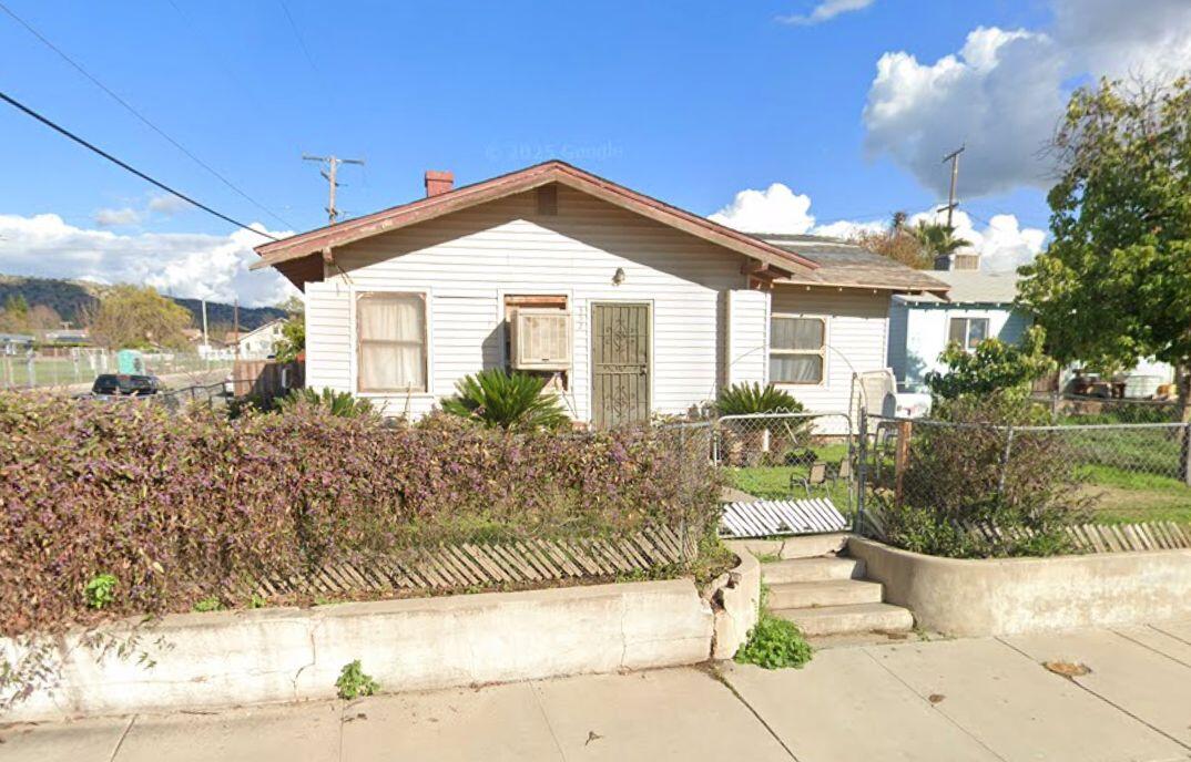 352 N Murry St, Porterville, CA 93257