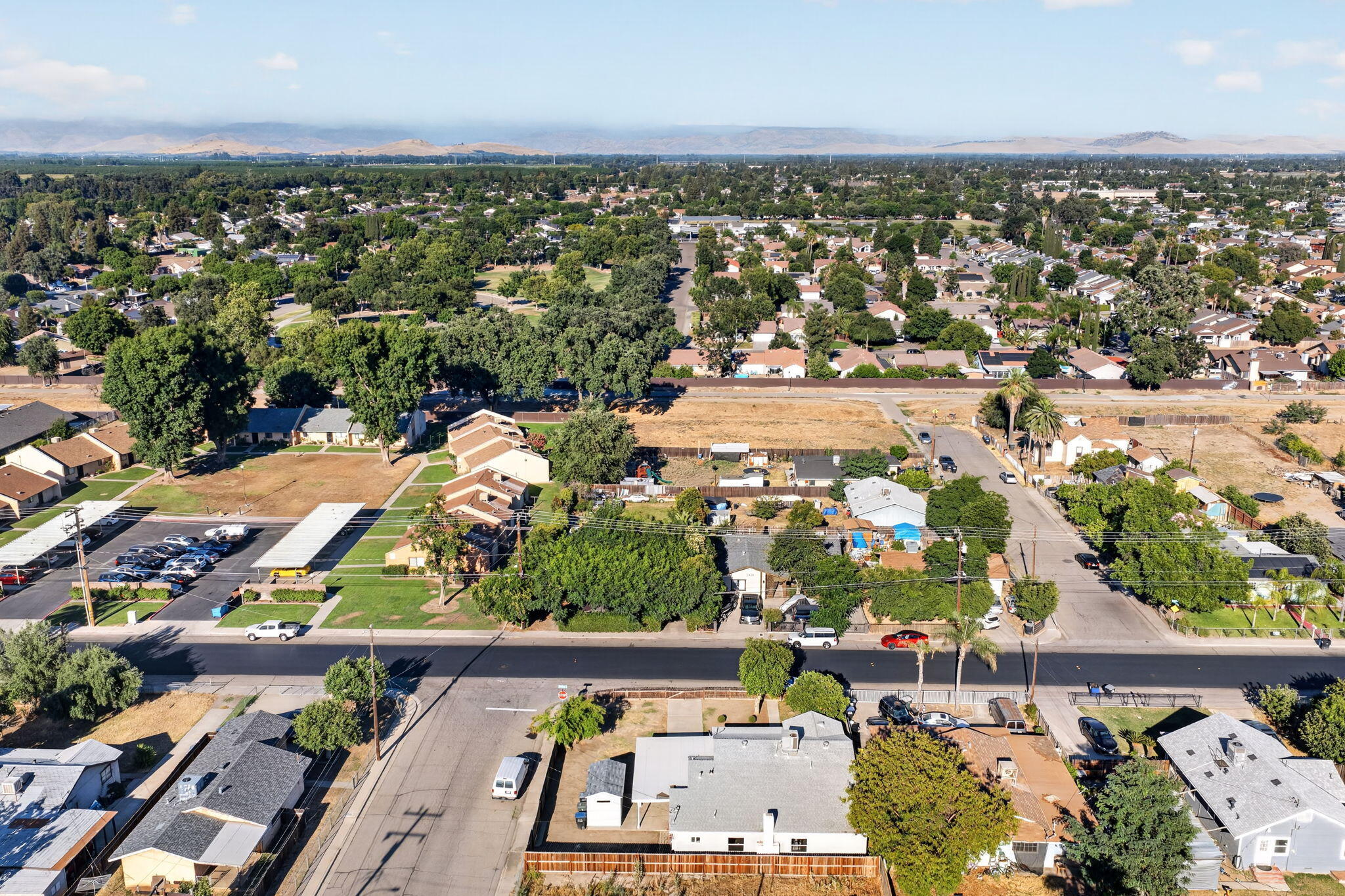 1919 N Bridge St, Visalia, CA 93291