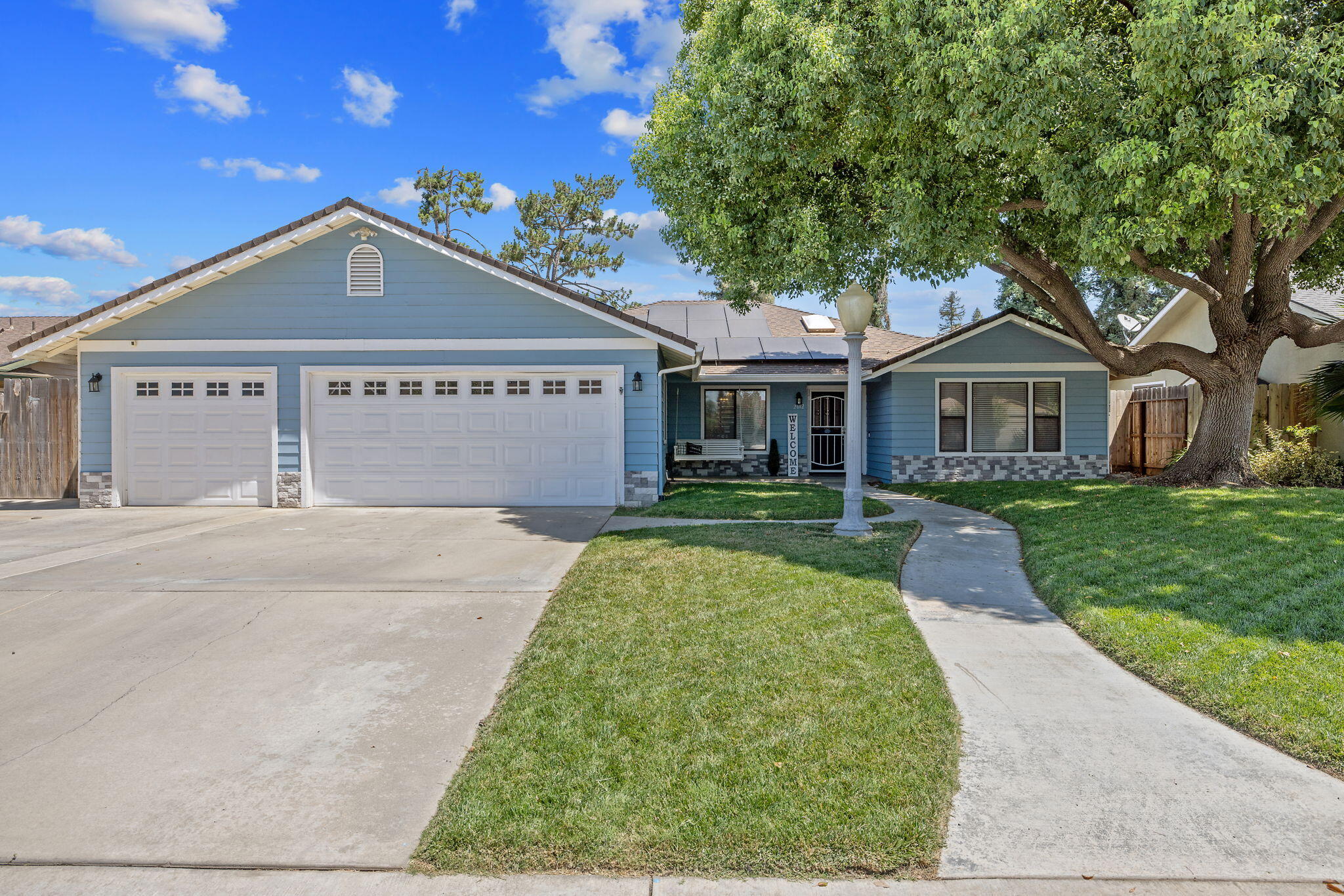2612 E Feemster, Visalia, CA 93292
