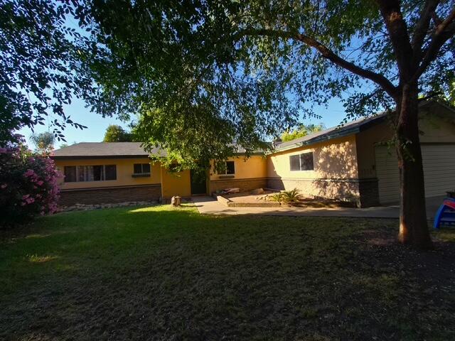 1336 W Paradise Ave, Visalia, CA 93277