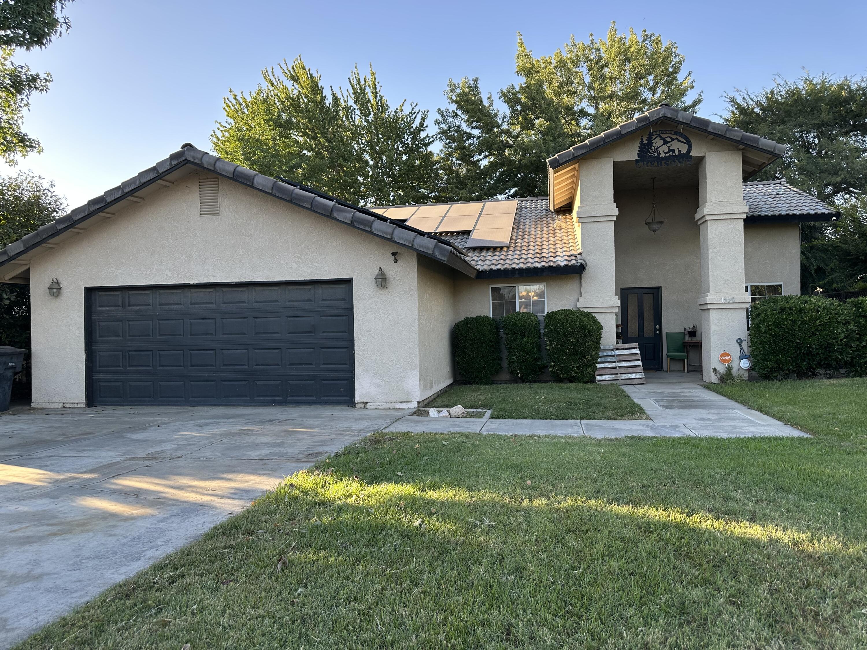 1550 Pioneer, Porterville, CA 93257