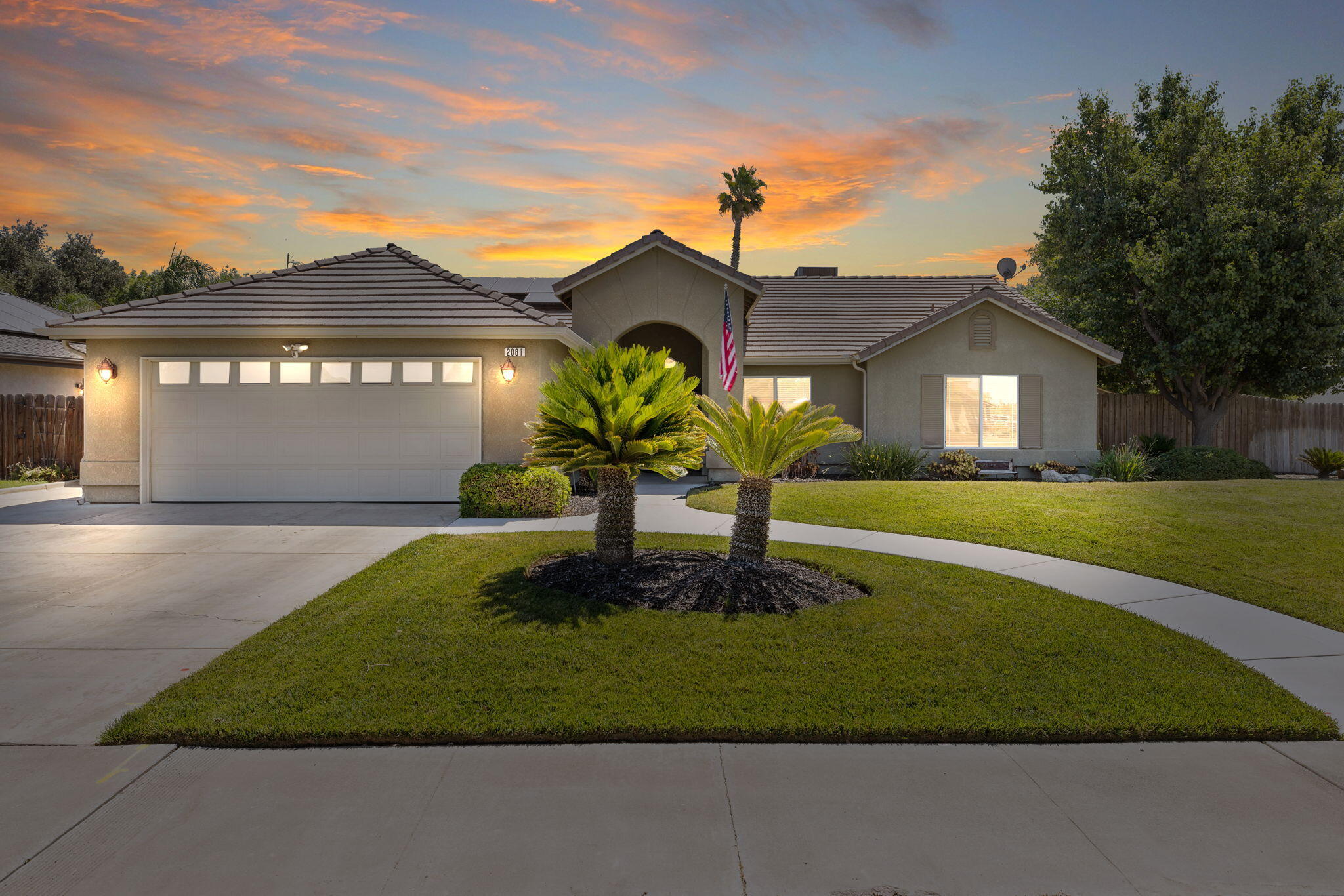 2081 Rodgers Rd, Hanford, CA 93230