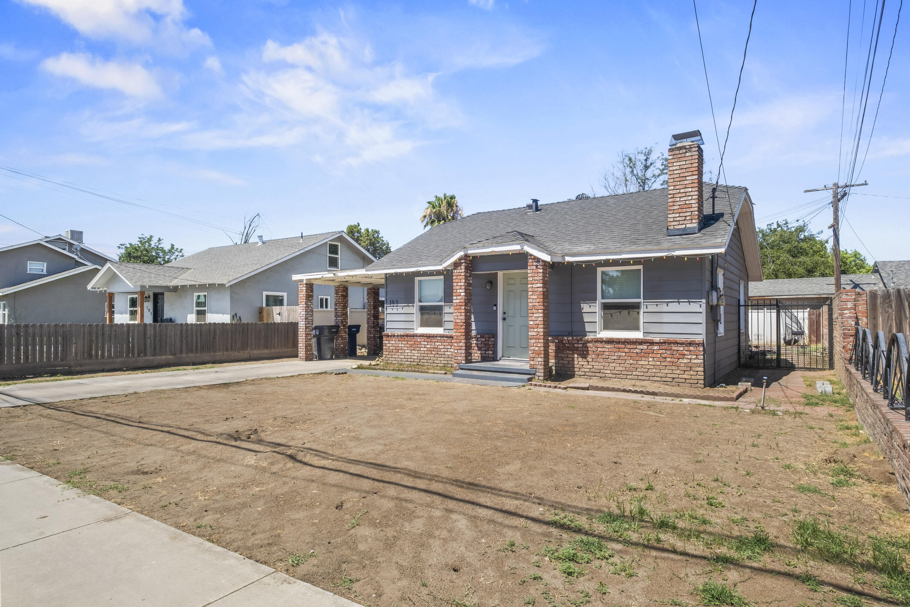 193 N Lane St, Tulare, CA 93274