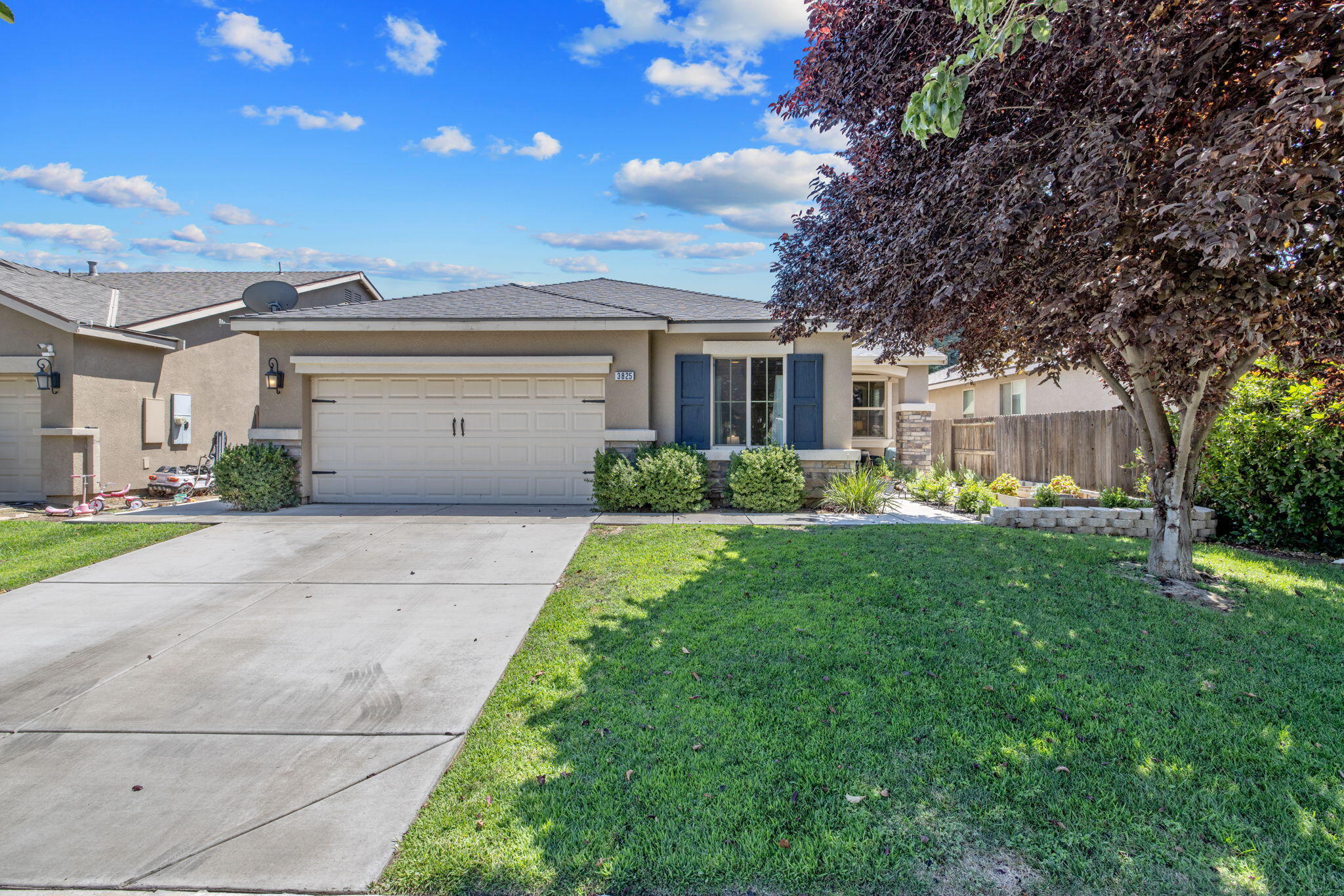 3825 E Cherry Ave, Visalia, CA 93292