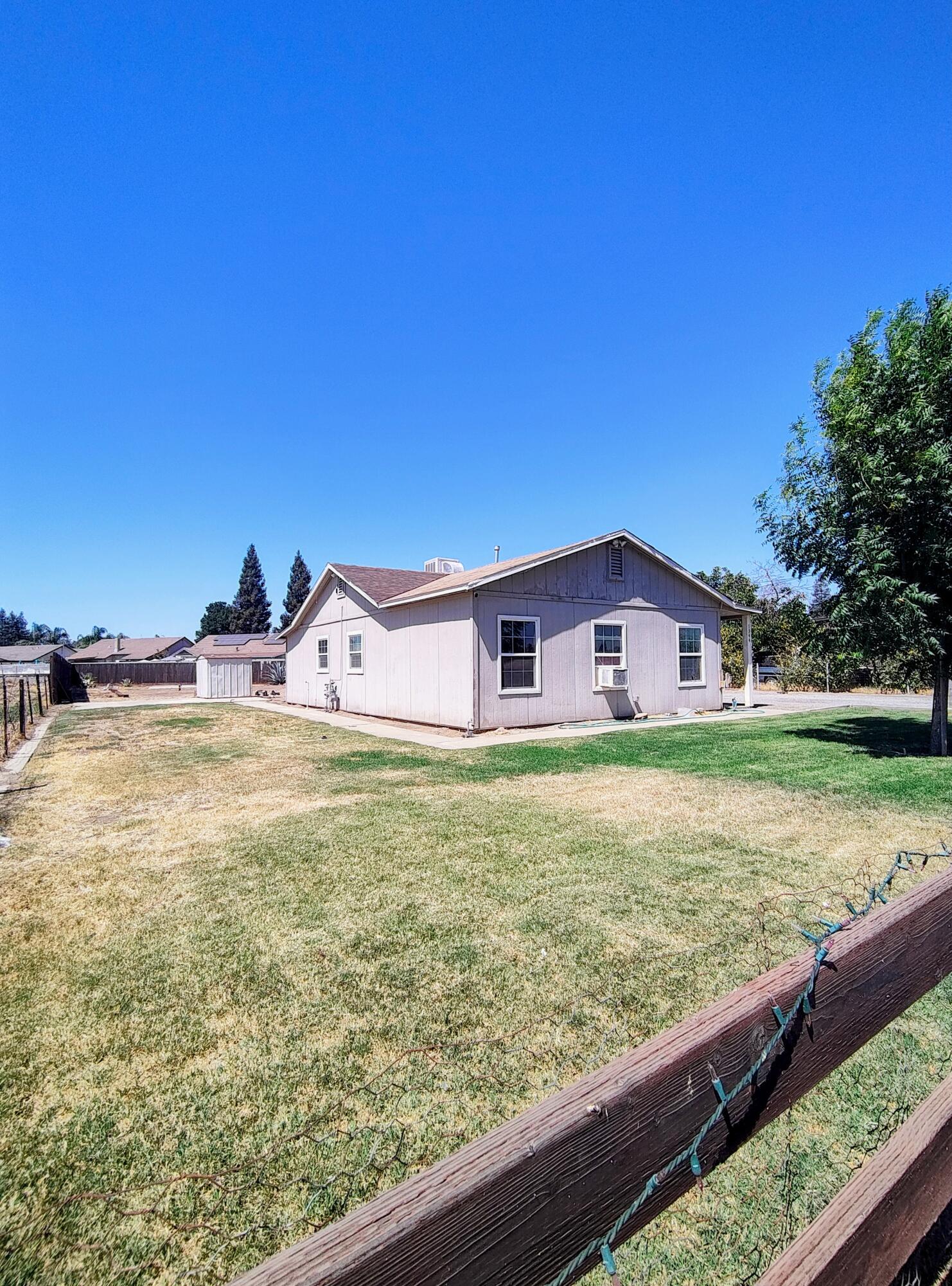 1344 E K Ave, Visalia, CA 93292
