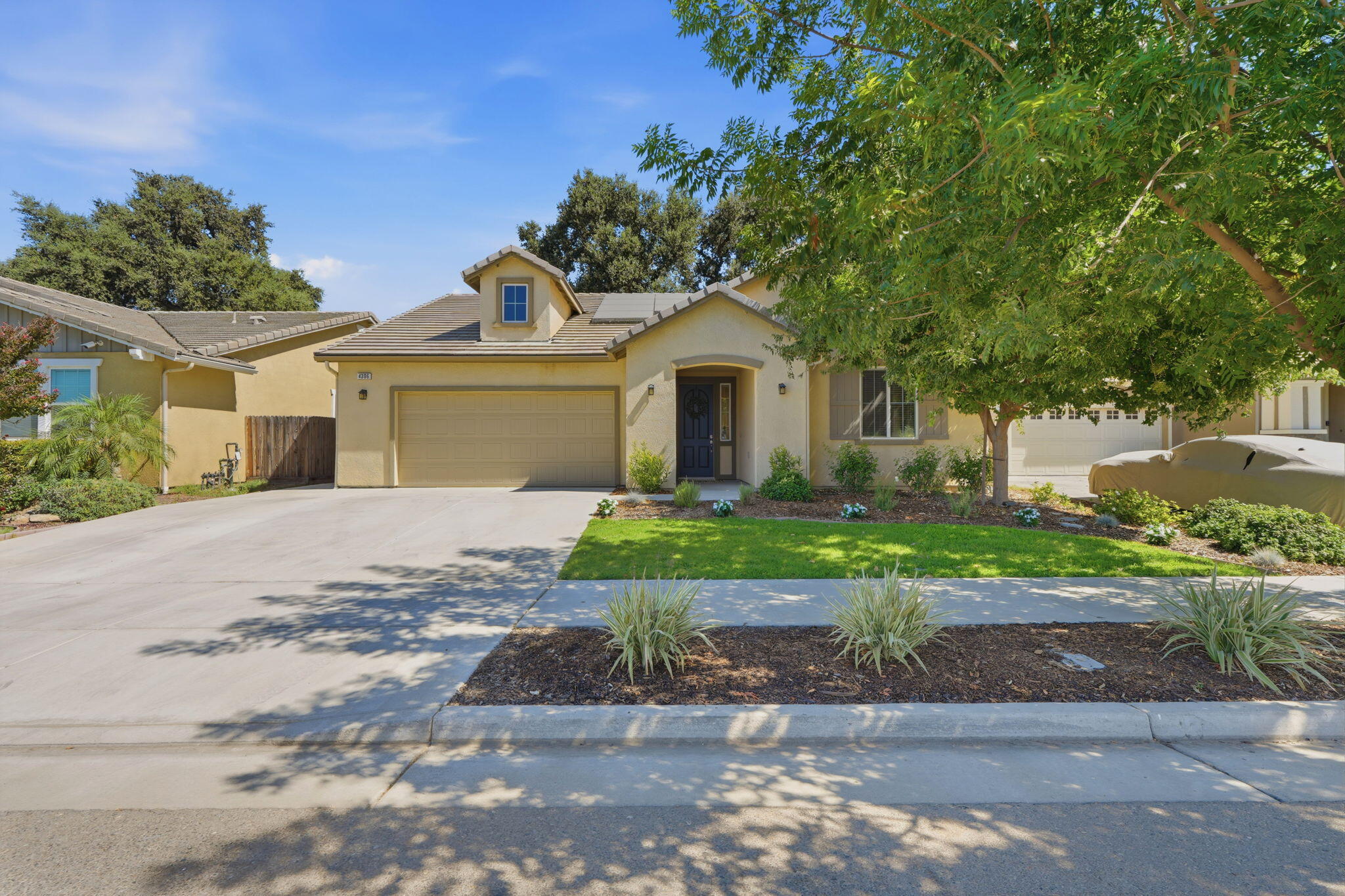 4306 W Lark Ave, Visalia, CA 93291