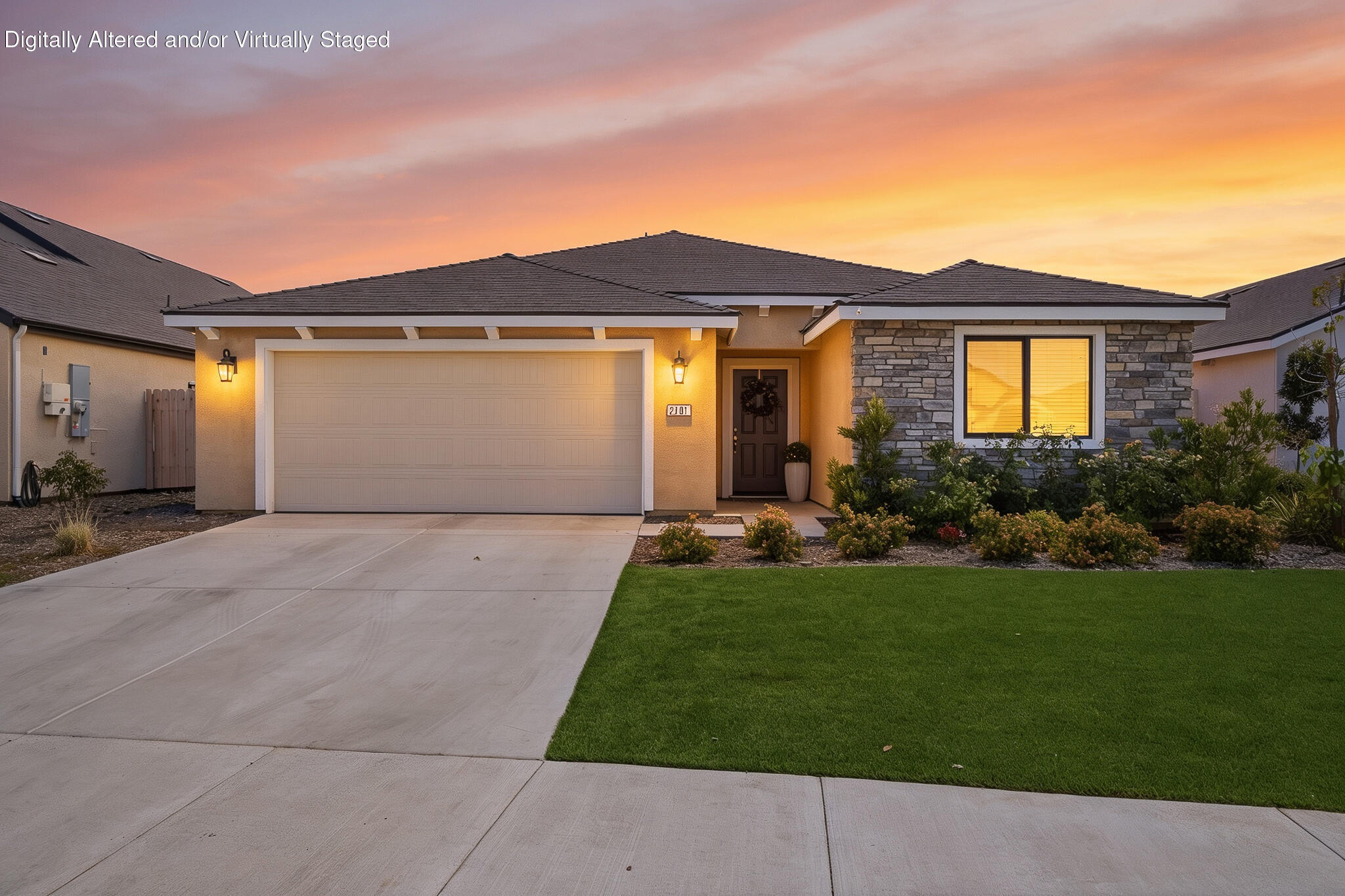 2101 E Oak Ave, Visalia, CA 93292