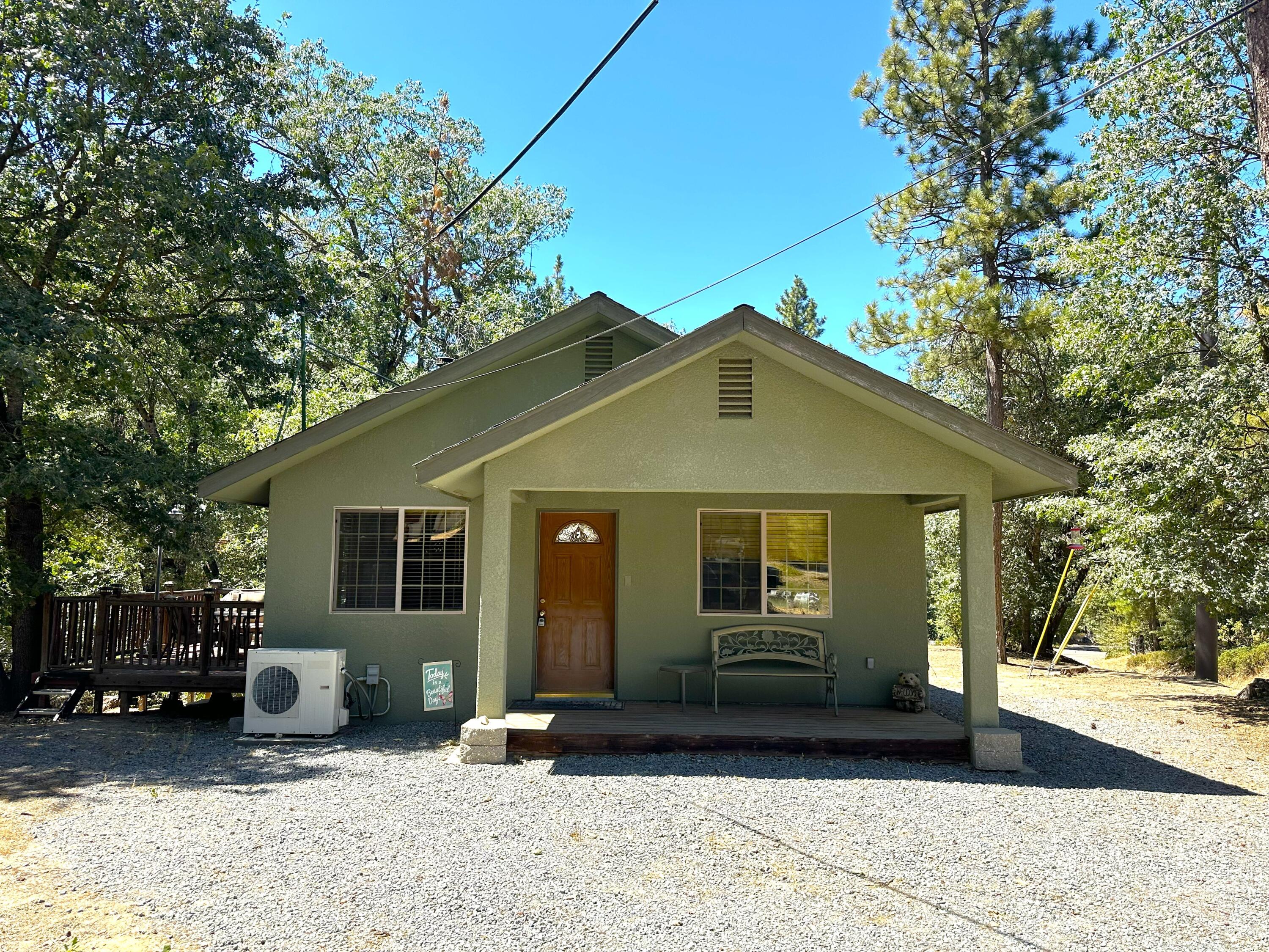 44267 Pine Flat Dr, California Hot Springs, CA 93207