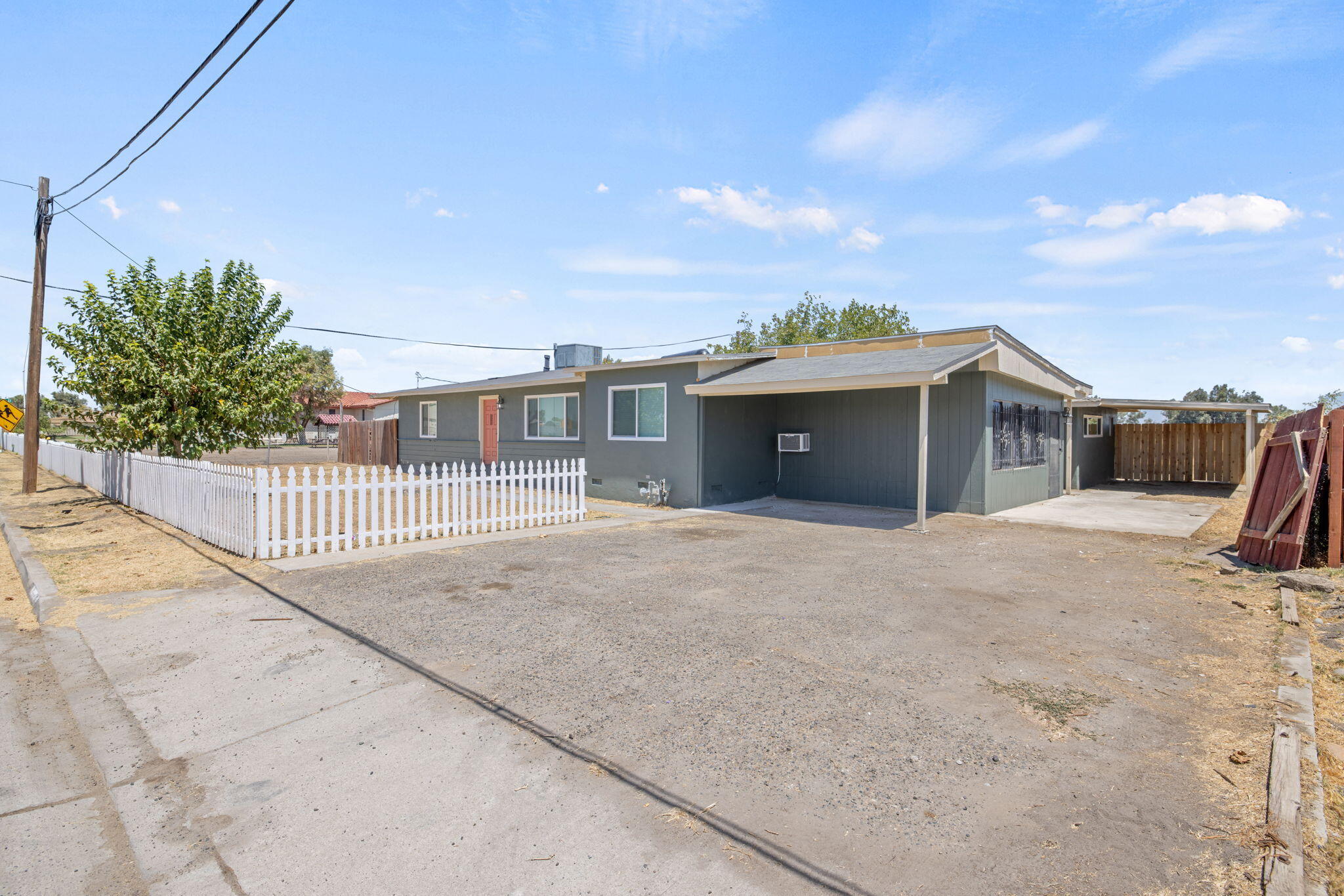 19415 Empire St, Stratford, CA 93266