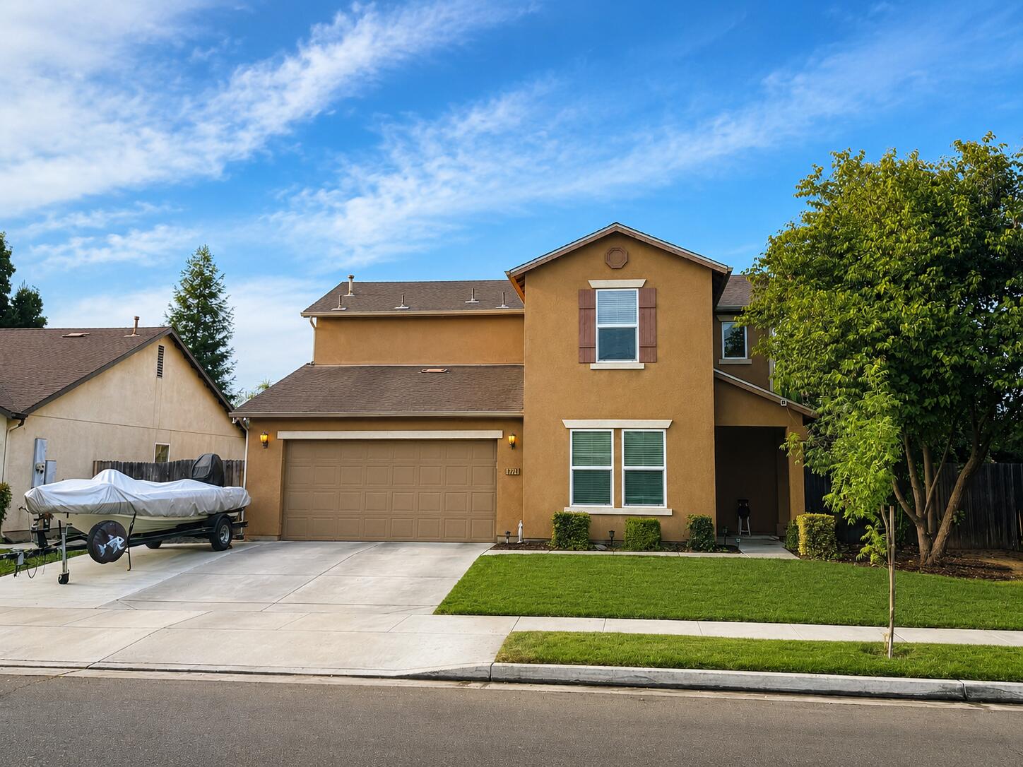 4234 W Elkhorn Ave, Visalia, CA 93277