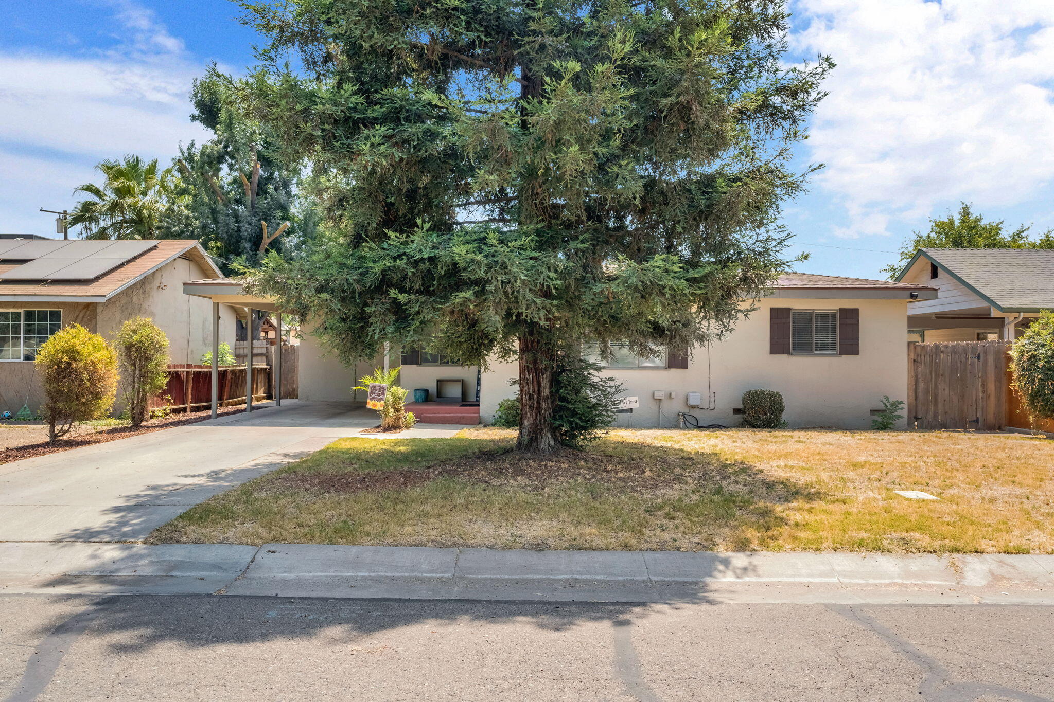 4325 W Damsen Ave, Visalia, CA 93291
