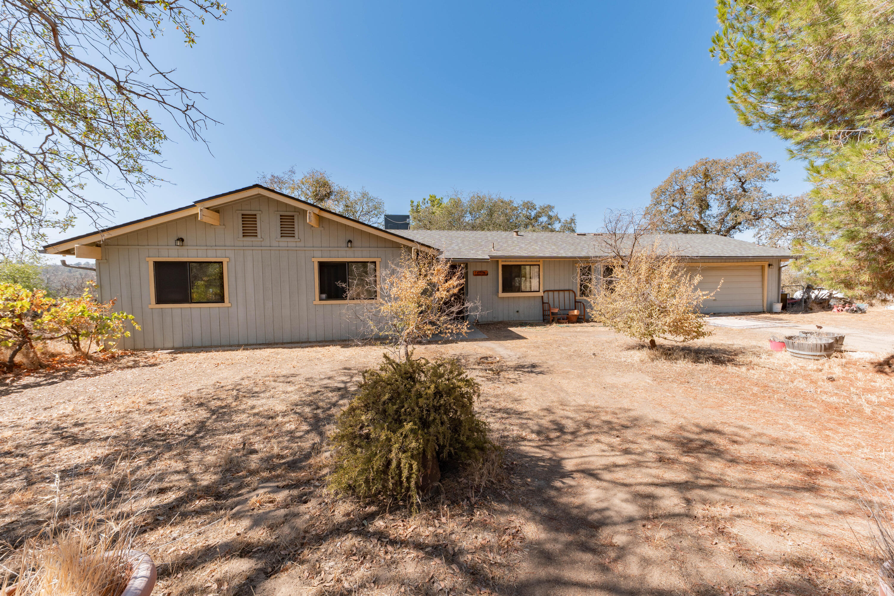 32838 Water Gulch Rd, Coarsegold, CA 93614