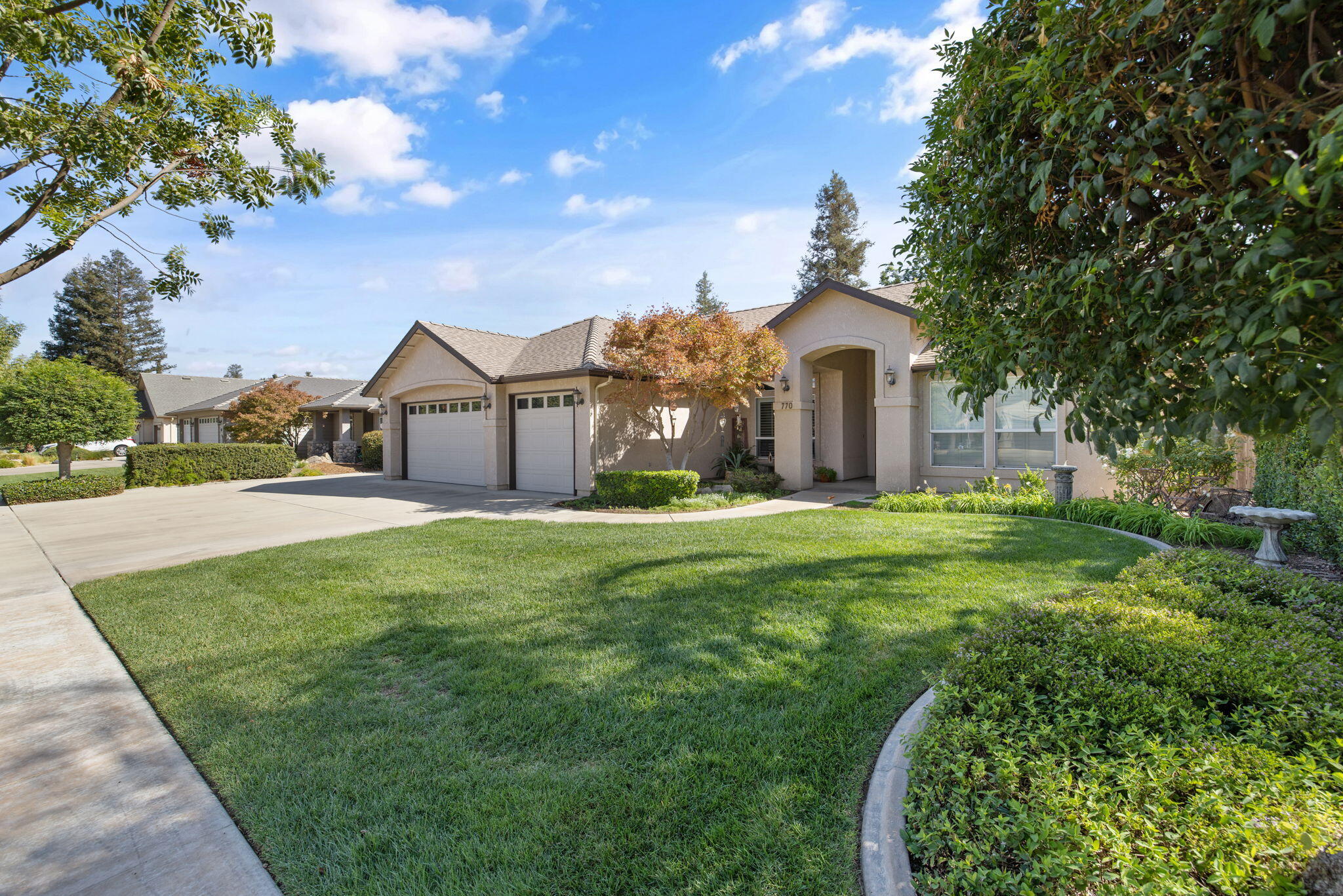 770 Sheffield Ave, Exeter, CA 93221