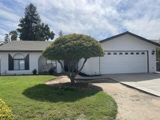 2839 W Hemlock Ct, Visalia, CA 93277