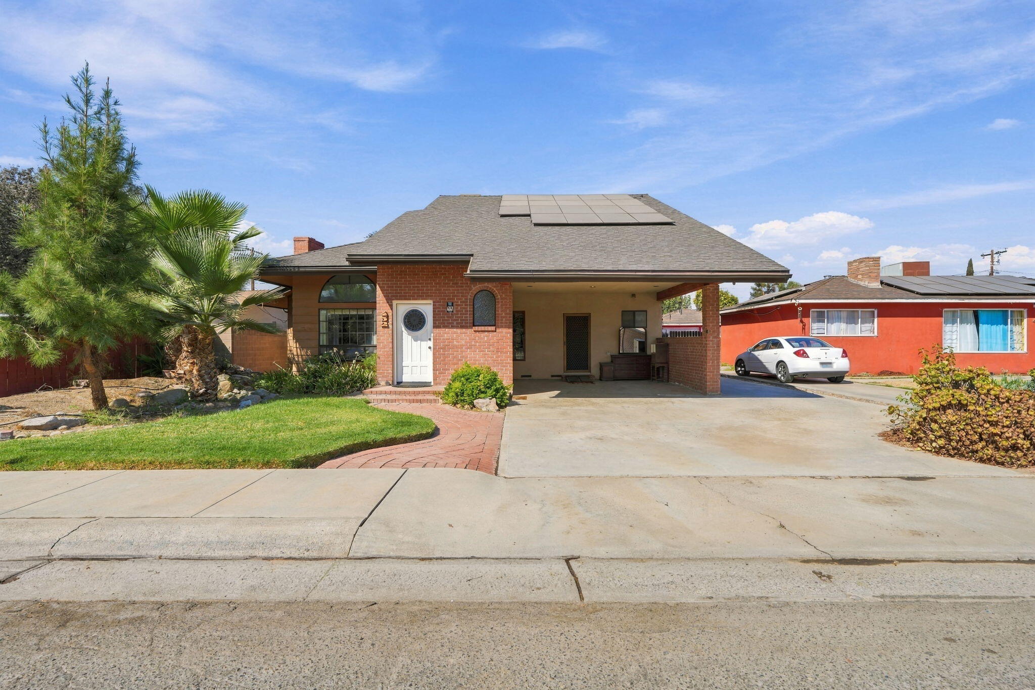 452 W Belleview Ave, Porterville, CA 93257